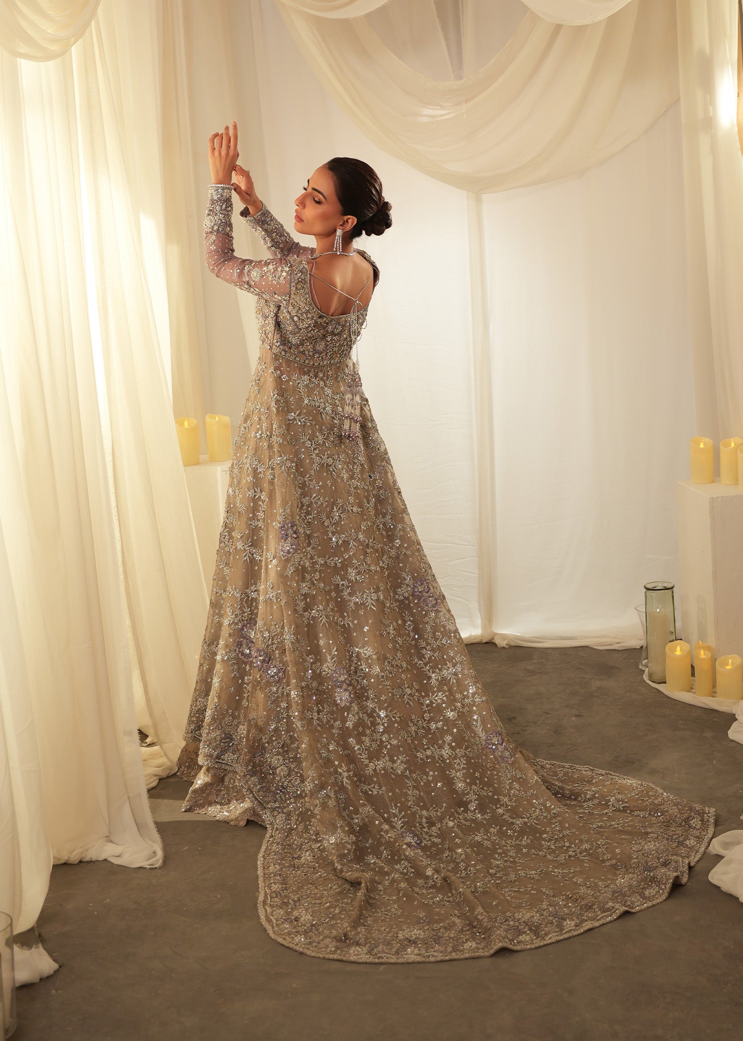 Silver Cloud Embroidered Silk Meysuri Gown (2-Piece) - Image 3