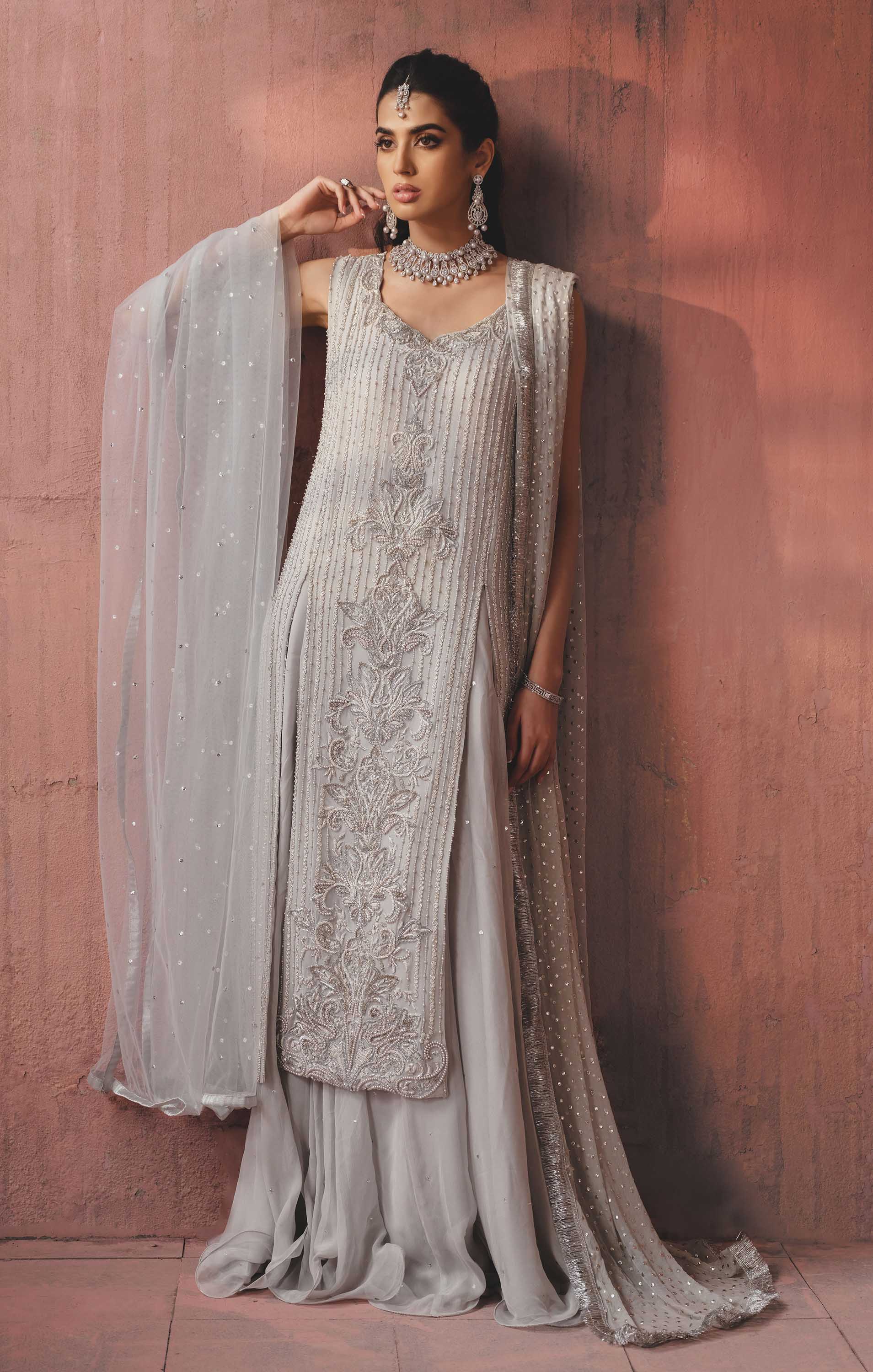 Pakistani Silver Grey Hand-Embellished Chiffon Lehenga (3-Piece) - Image 2