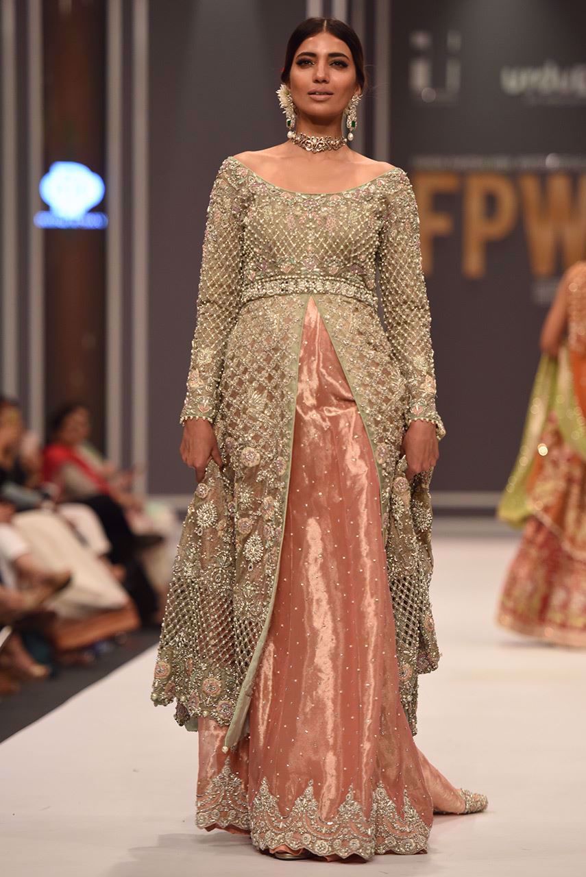 Pakistani Silver Swarovski & Resham Lame Farshi Lehnga (2-Piece) - Image 1