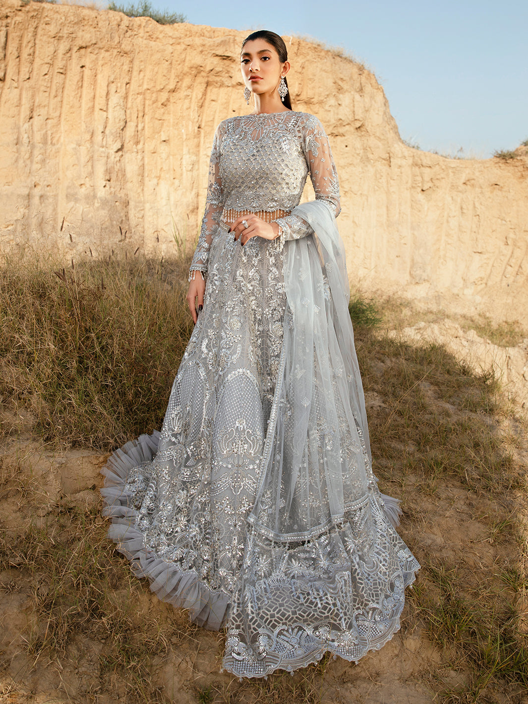 Pakistani Silver Grey Embroidered Net Bridal Lehenga (3-Piece) - Image 3