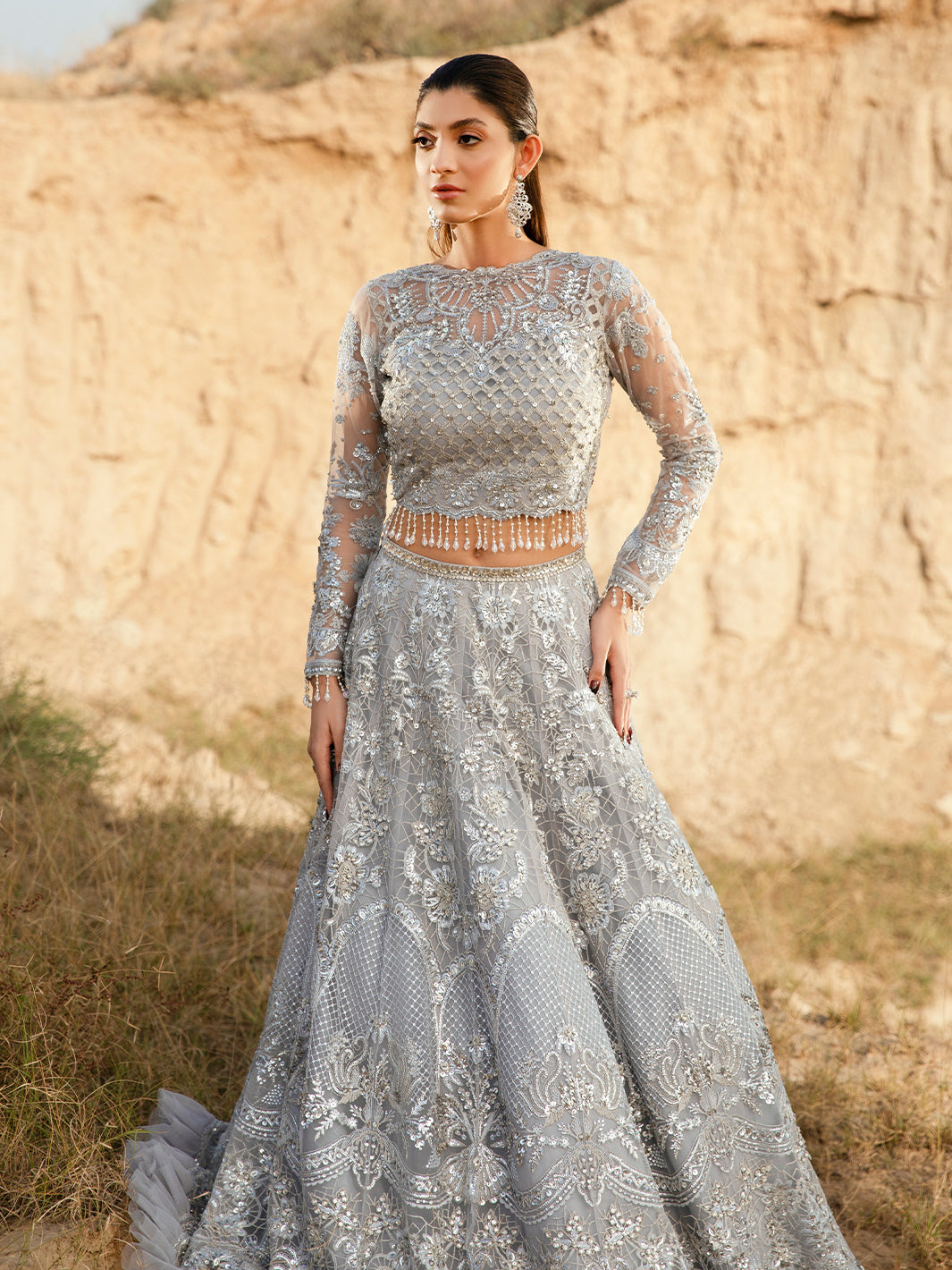 Pakistani Silver Grey Embroidered Net Bridal Lehenga (3-Piece) - Image 7