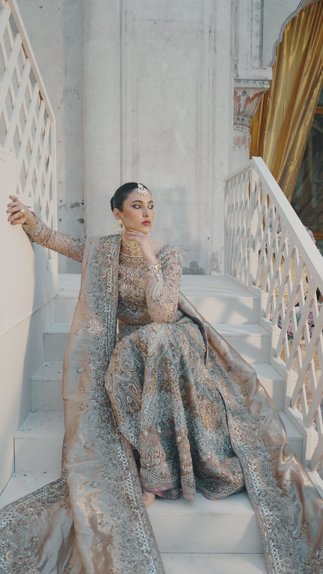 Silver Grey Ganga Jaamni Net Lehenga Choli (3-Piece) - Image 8