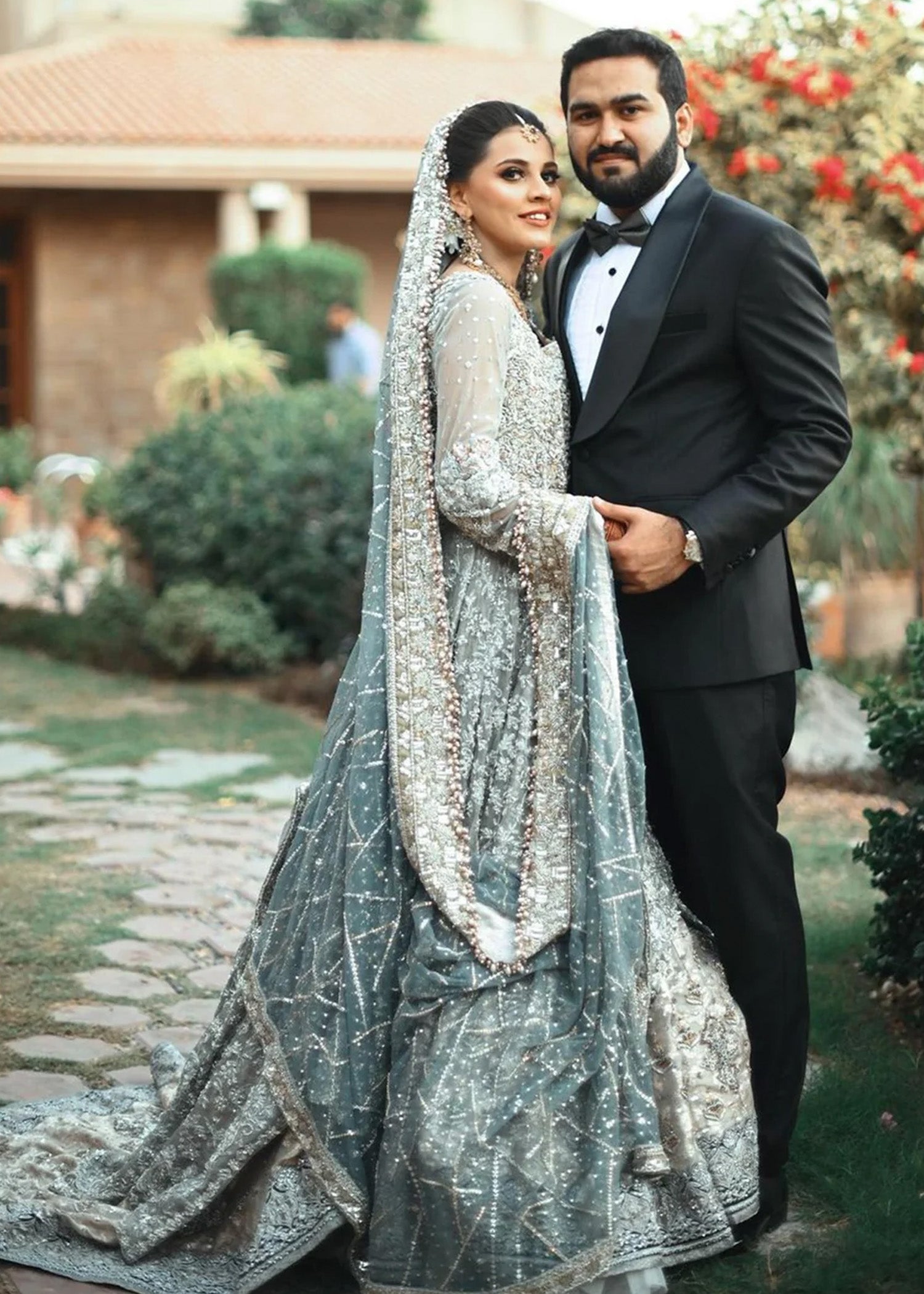 Pakistani Silver Grey Embellished Net Silk Bridal Lehenga (3-Piece) - Image 1