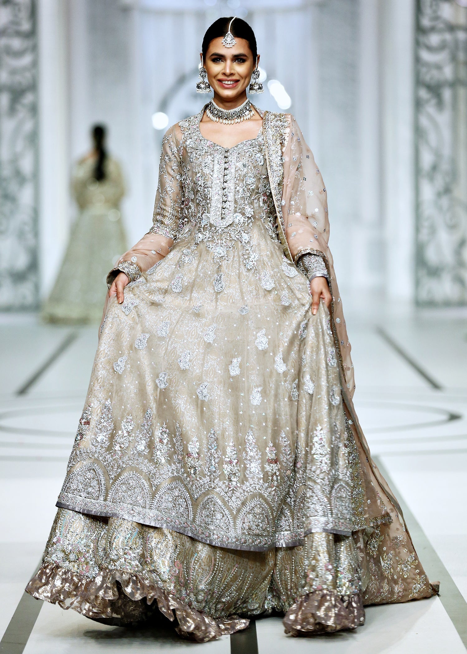 Silver Zardozi Organza & Lurex Lehenga (3-Piece) - Image 11