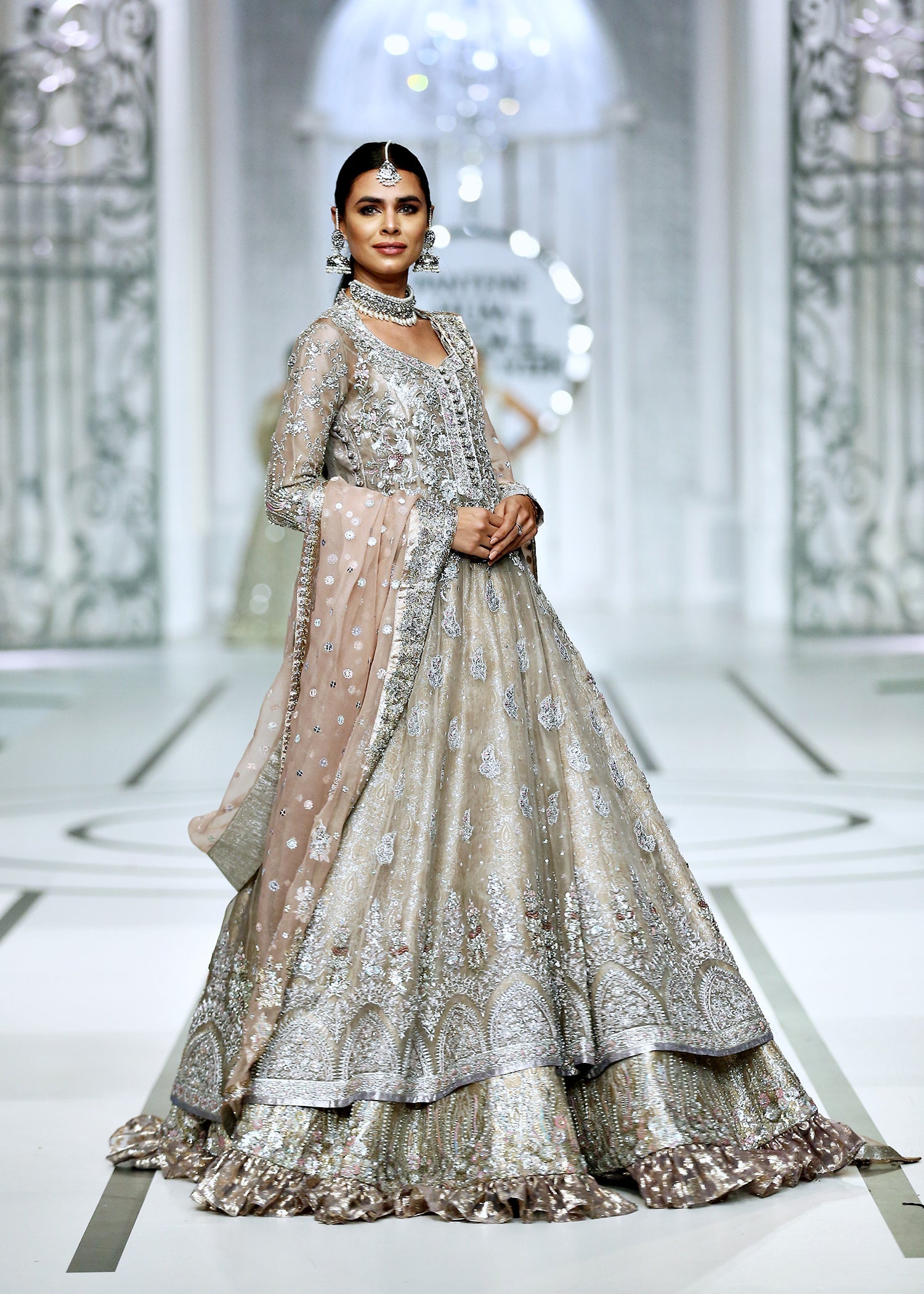 Silver Zardozi Organza & Lurex Lehenga (3-Piece) - Image 8