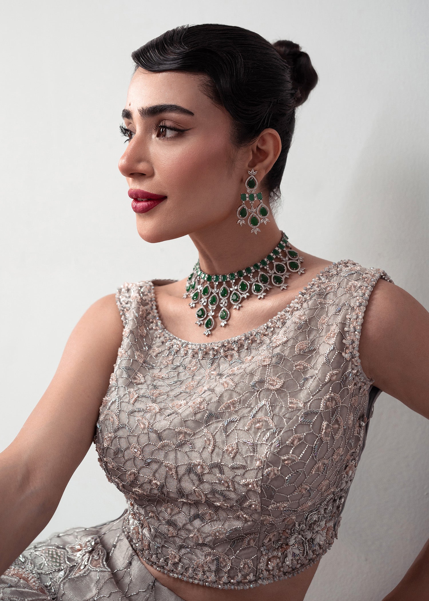 Pakistani Silver Grey Embellished Net Silk Lehenga Choli (3-Piece) - Image 4