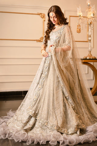 Pakistani Silver Grey Embellished Silk Net Bridal Lehenga (3-Piece) - Image 5