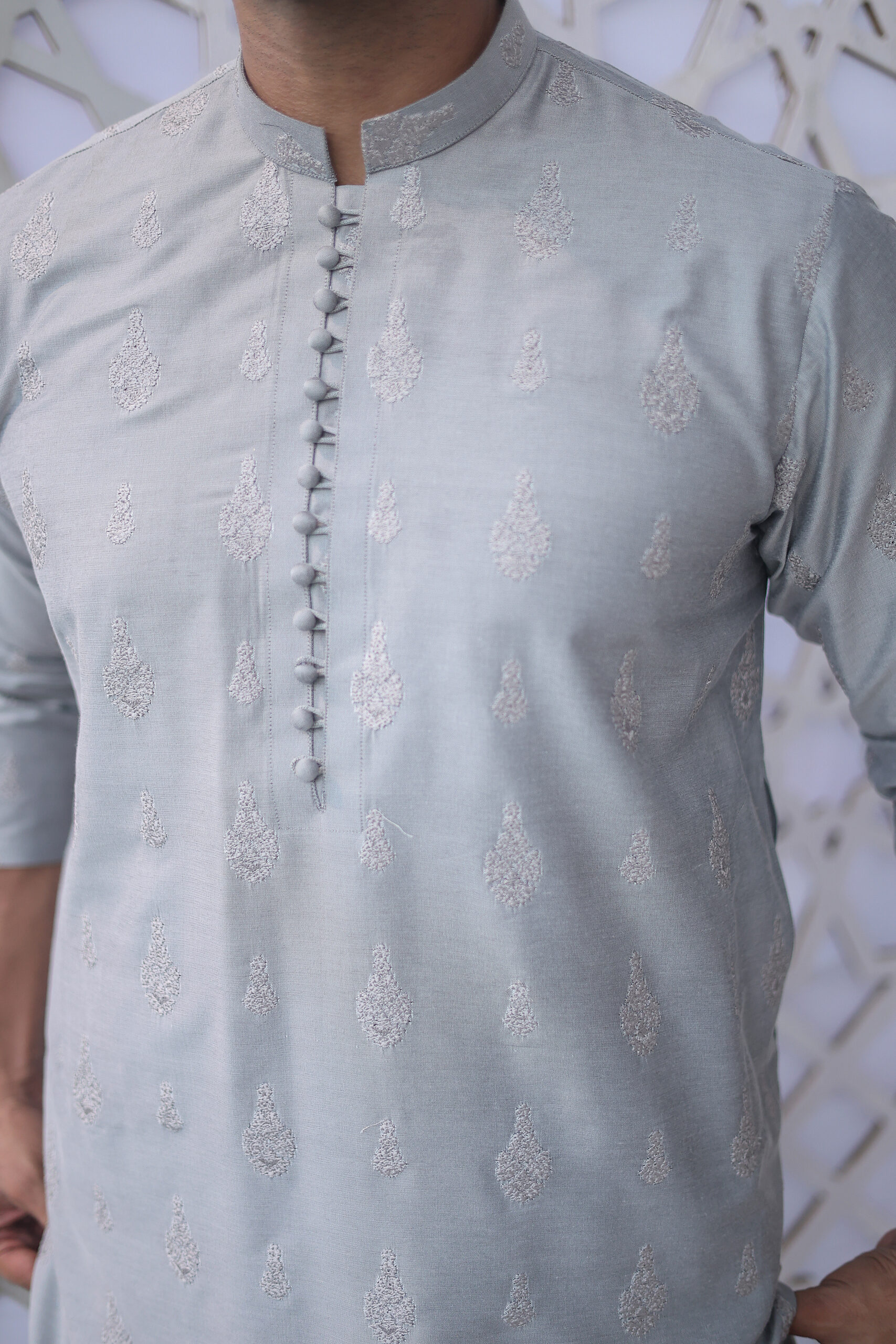 Silver Hand Embroidered Raw Silk Kurta (2-Piece) - Image 4