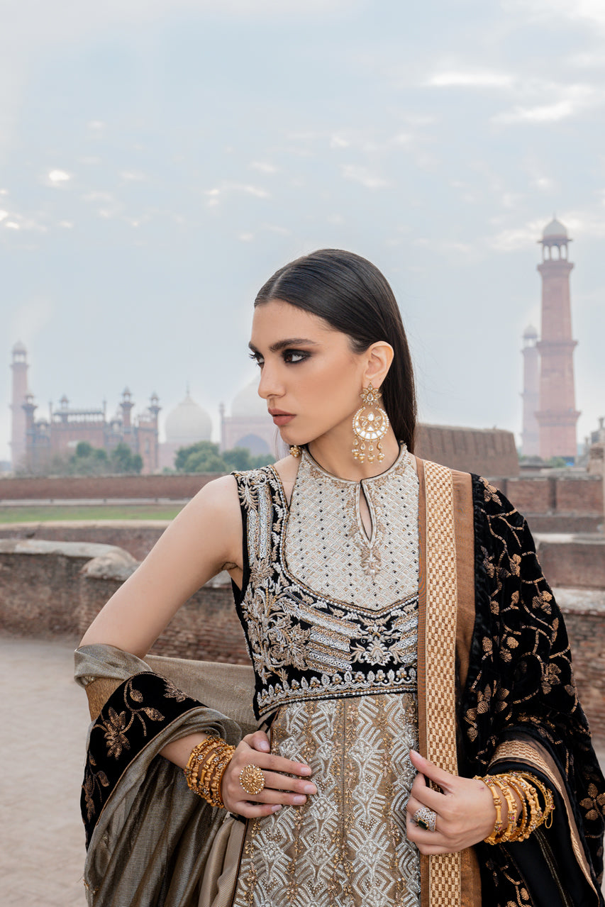 Pakistani Silver Black Gold Embroidered Velvet Tissue Pishwas (2-Piece) - Image 3