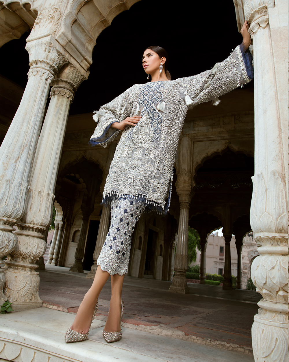 Silver Grey Embellished Organza Salwar Kameez (2-Piece) - Image 4