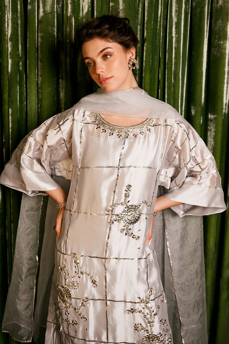 Pakistani Silver Grey Embellished Sheesha Silk Kurta Set (3-Piece) - Image 3