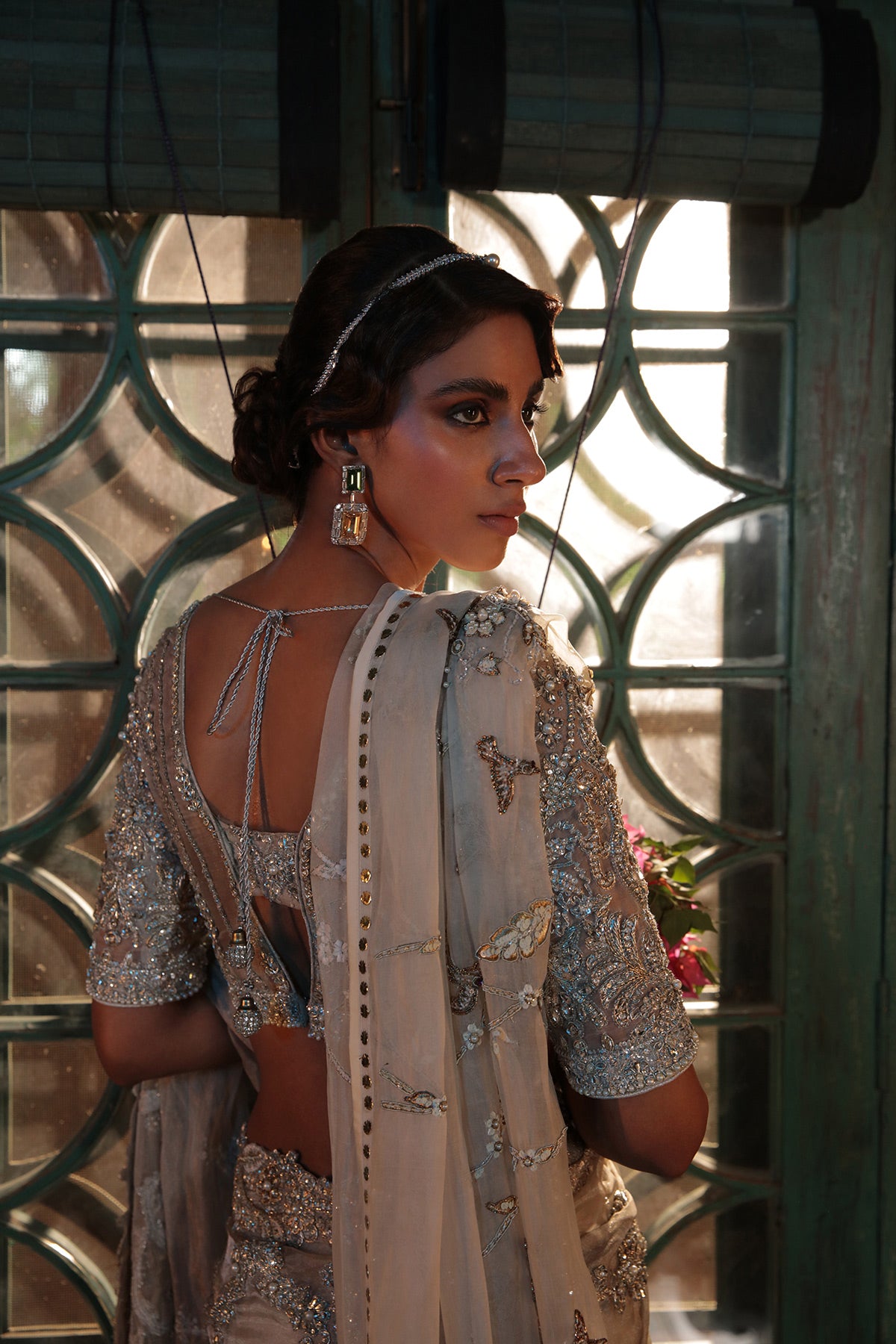 Pakistani Silver Grey Embellished Organza & Net Bridal Saree (2-Piece) - Image 5