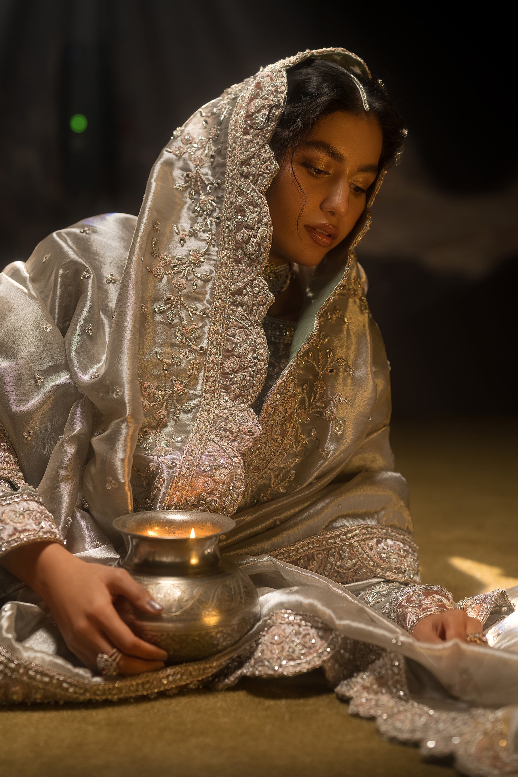 Pakistani Silver Dove Grey Embroidered Organza & Jamawar Sharara (4-Piece) - Image 4