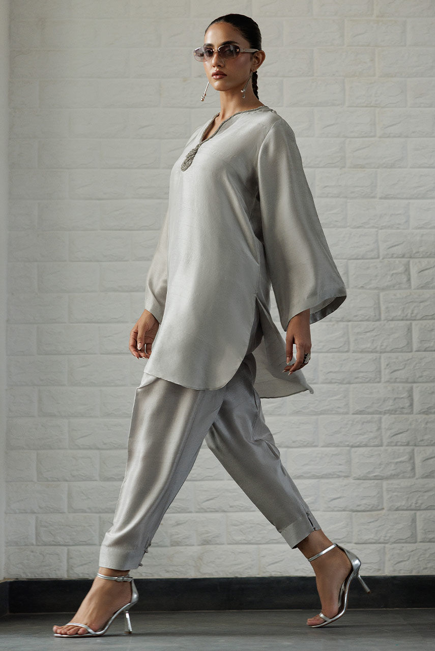 Silver Grey Embellished Raw Silk Salwar Kameez (3-Piece) - Image 2