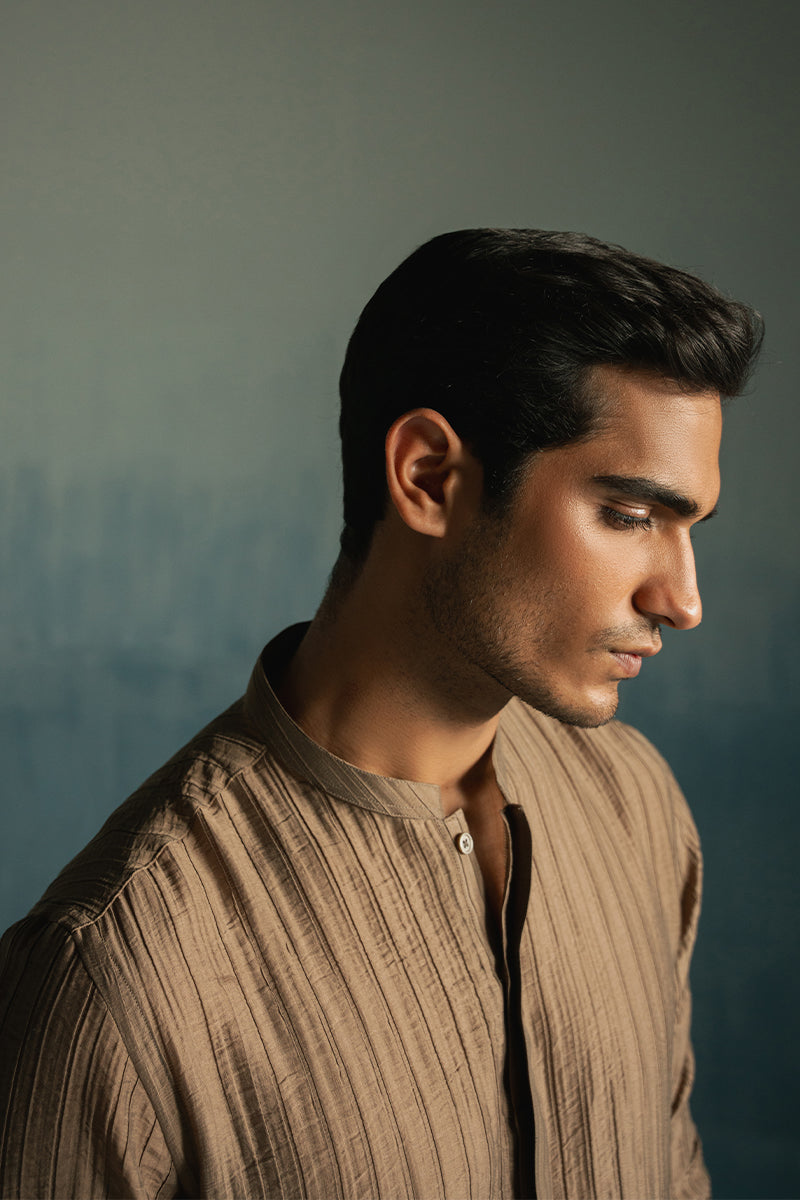 Caramel Self-Textured Crushed Fabric Kurta Pajama (2-Piece) - Image 4