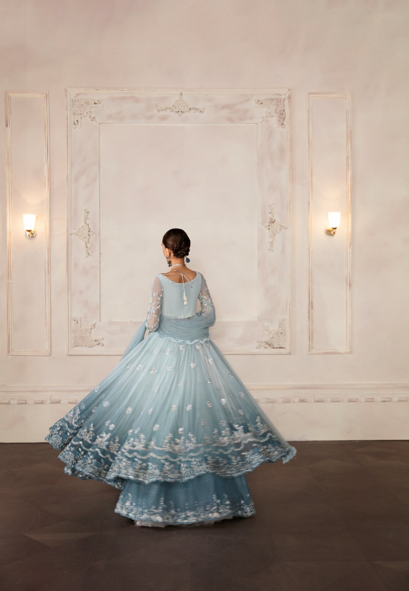 Aqua Ombre Embellished Pure Net Anarkali Gown (2-Piece) - Image 5