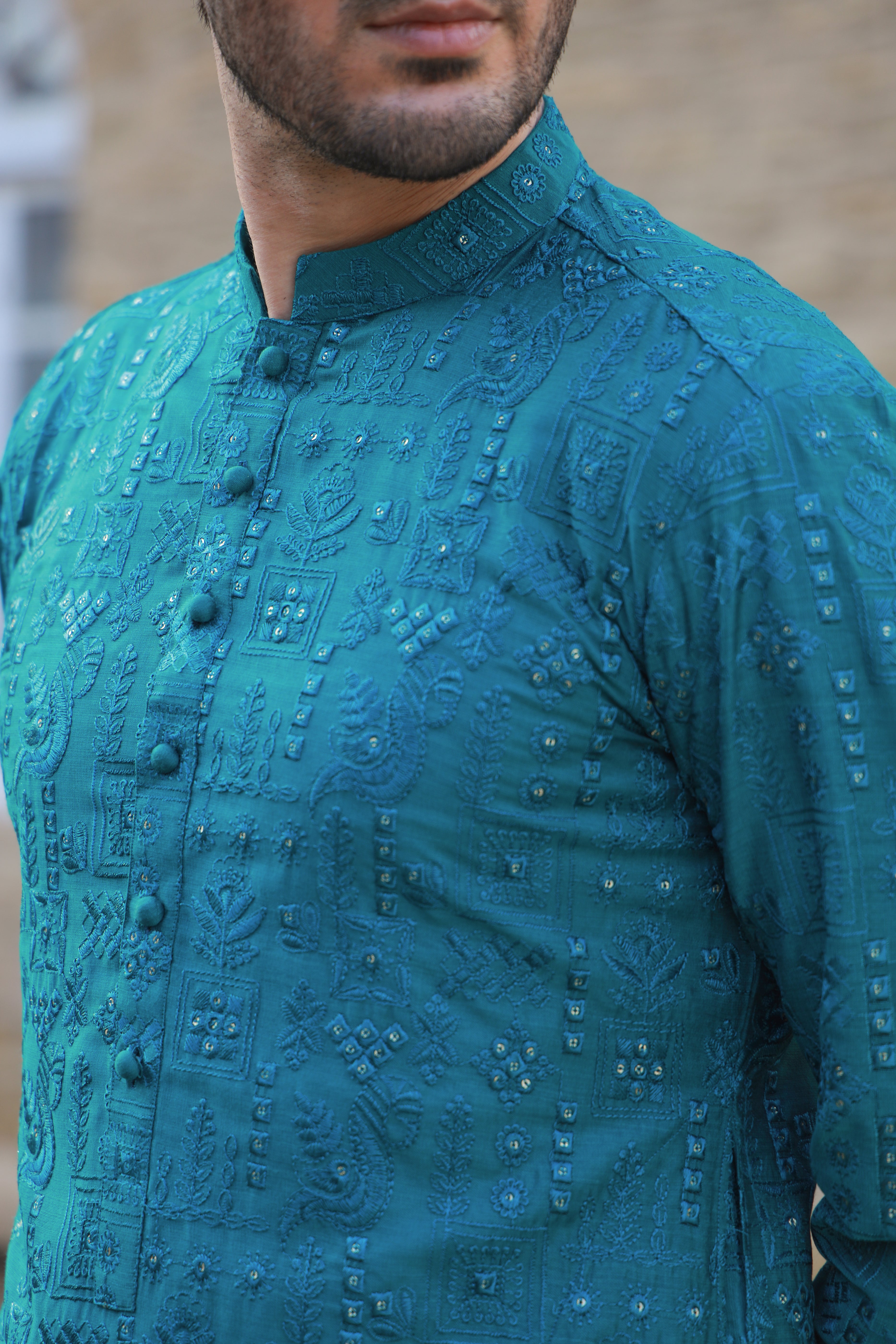 Teal Green Embroidered Embossed Kurta (2-Piece) - Image 4