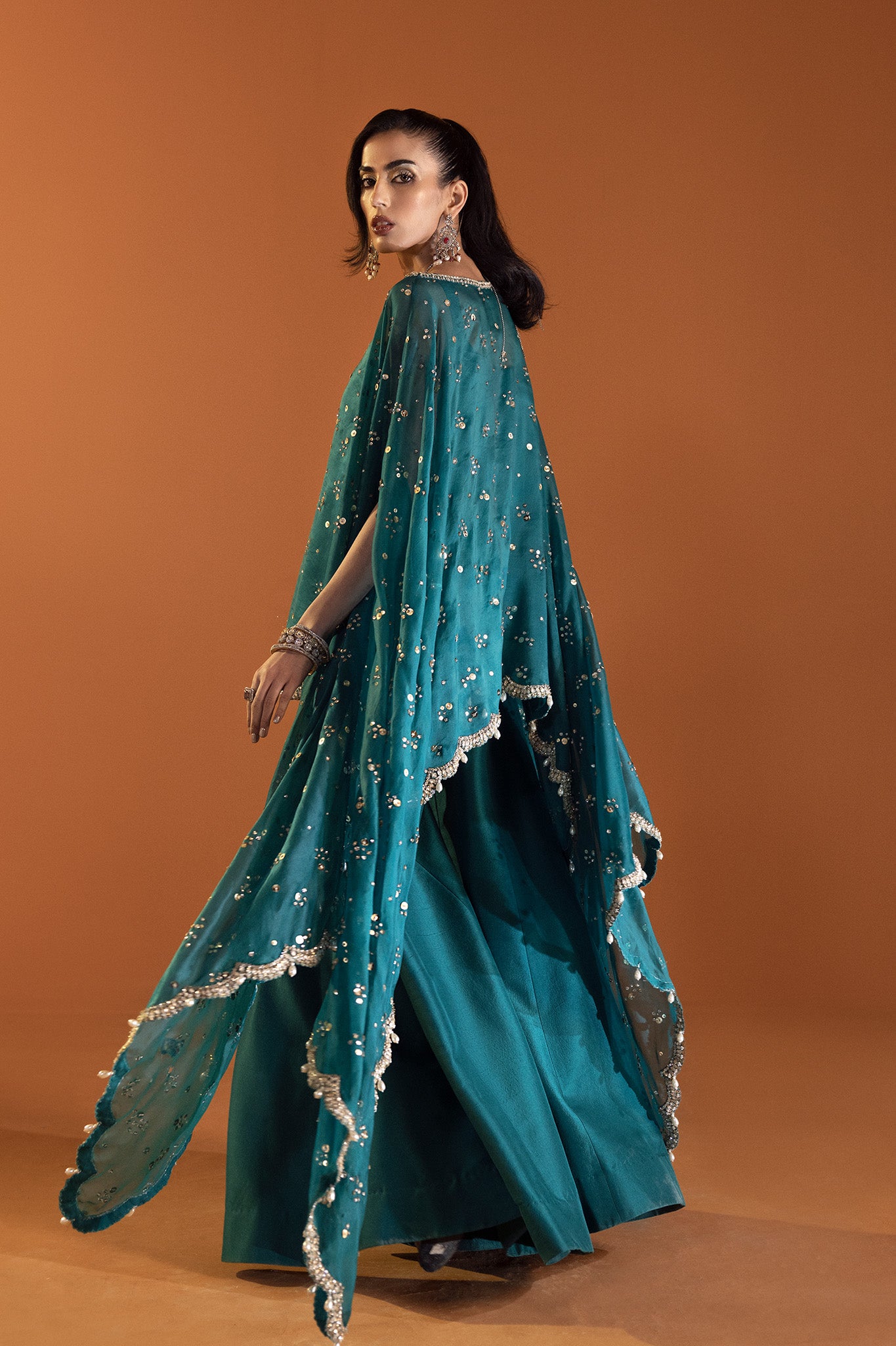 Pakistani Teal Mirrorwork Silk-Blend Kaftan (2-Piece) - Image 2