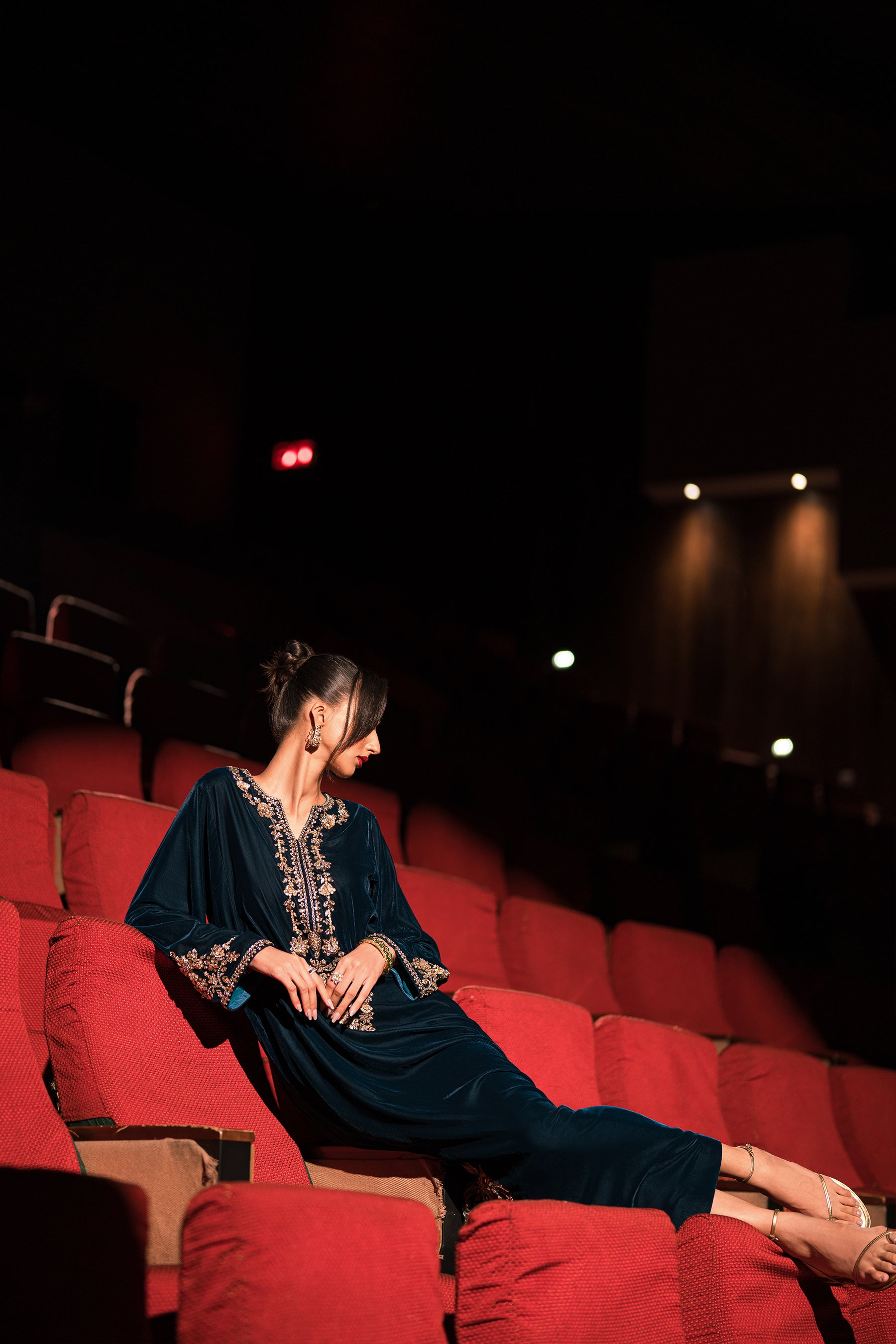 Pakistani Teal Hand Embellished Velvet Kaftan (1-Pc) - Image 6