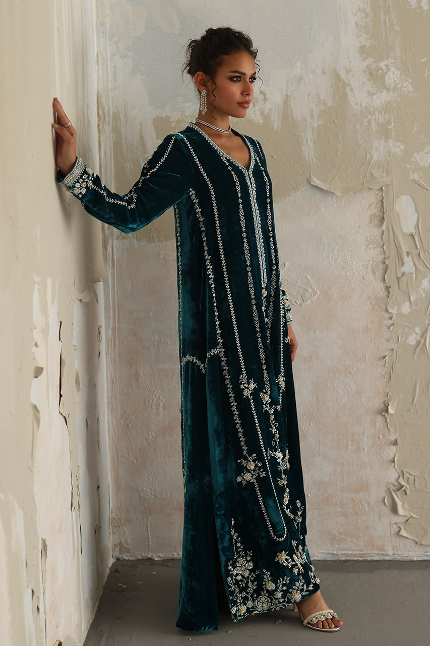Teal Zardozi Velvet Kaftan (1-Pc) - Image 7