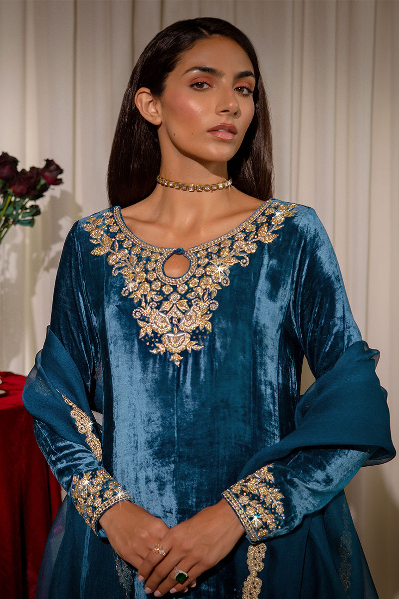 Pakistani Teal Velvet Kalidaar with Gold Appliqué (3-Piece) - Image 2