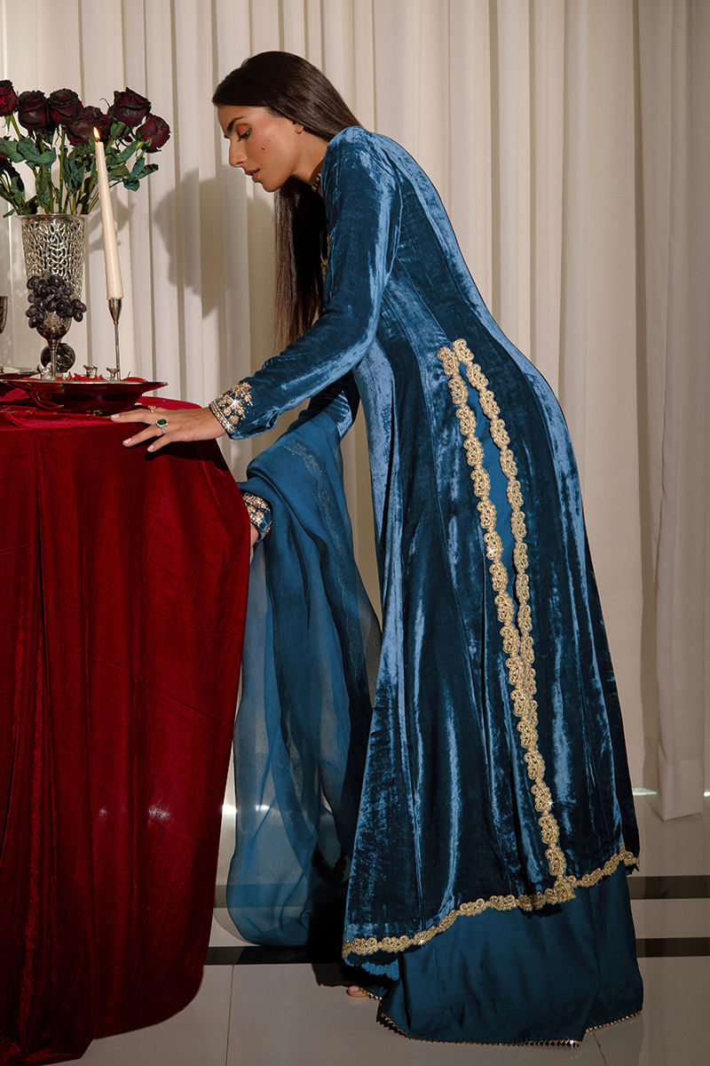 Pakistani Teal Velvet Kalidaar with Gold Appliqué (3-Piece) - Image 3