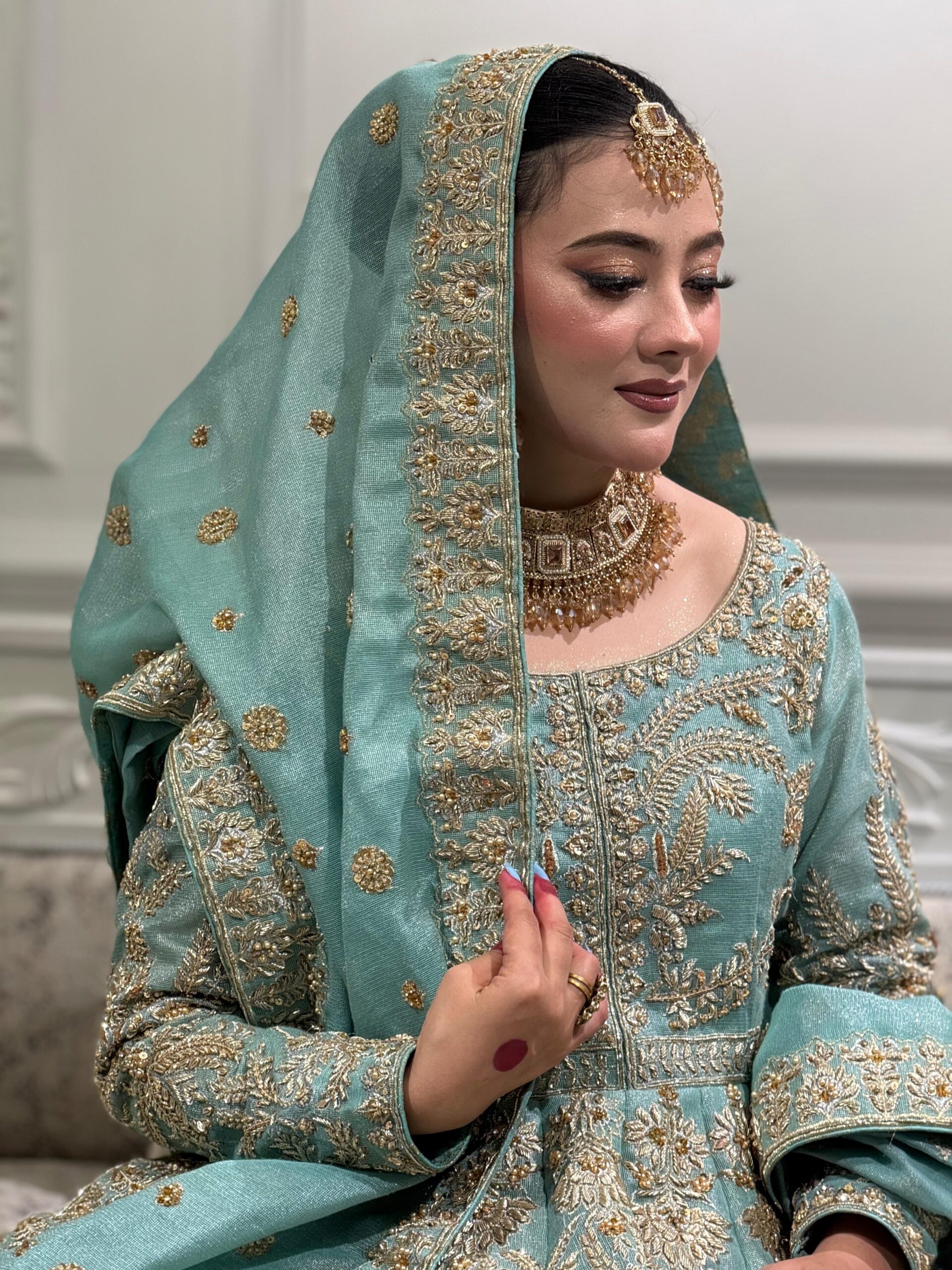 Pakistani Teal Embroidered Silk Bridal Choli Lehenga (3-Piece) - Image 2