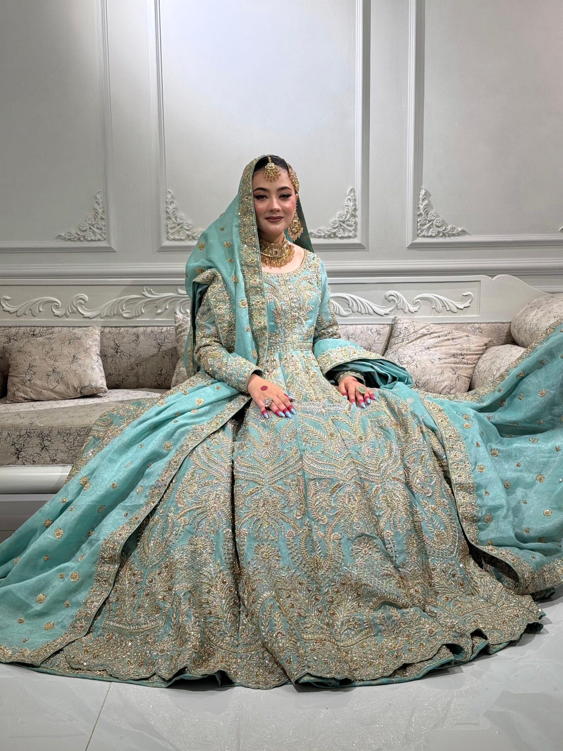 Pakistani Teal Embroidered Silk Bridal Choli Lehenga (3-Piece) - Image 4