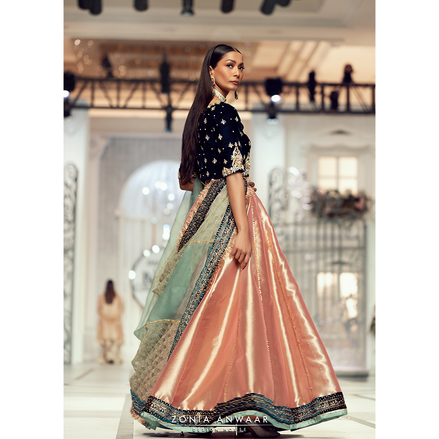 Teal Zardozi Velvet Choli & Pink Tissue Lehenga (3-Piece) - Image 3