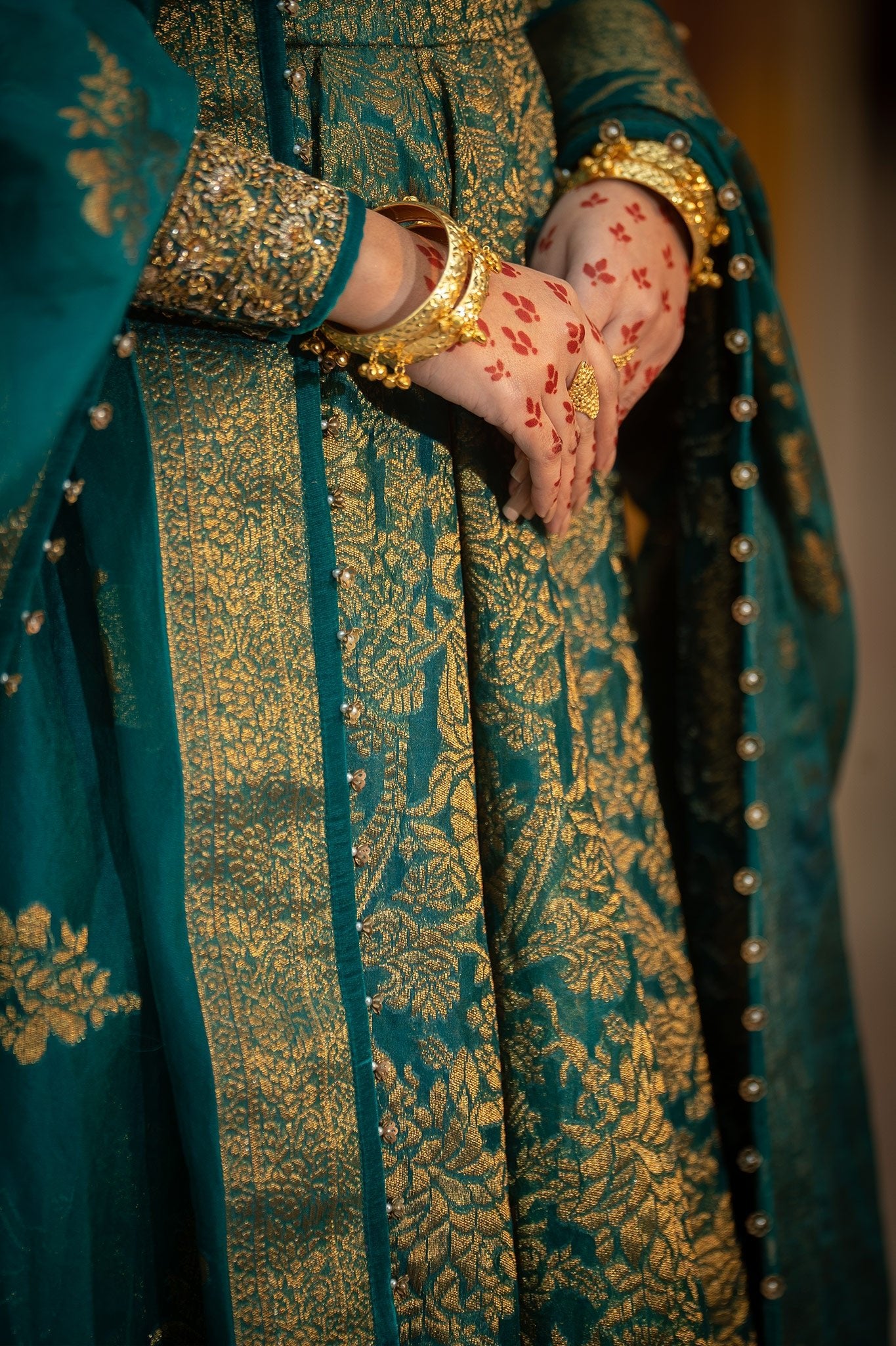 Teal Zardozi Jacquard Pishwas Dress (3-Piece) - Image 7