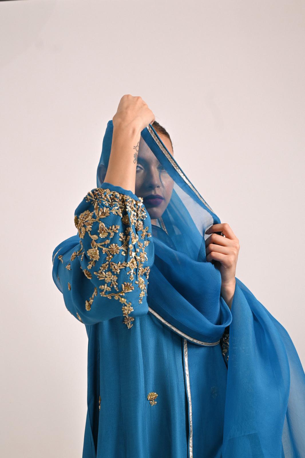 Pakistani Teal Blue Zardozi Raw Silk Pishwas (3-Piece) - Image 1