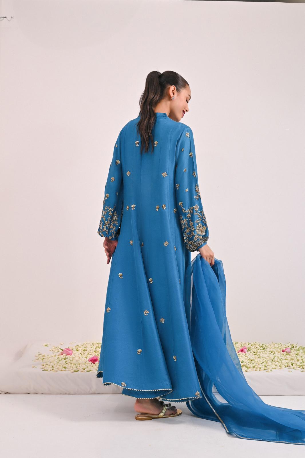 Pakistani Teal Blue Zardozi Raw Silk Pishwas (3-Piece) - Image 3