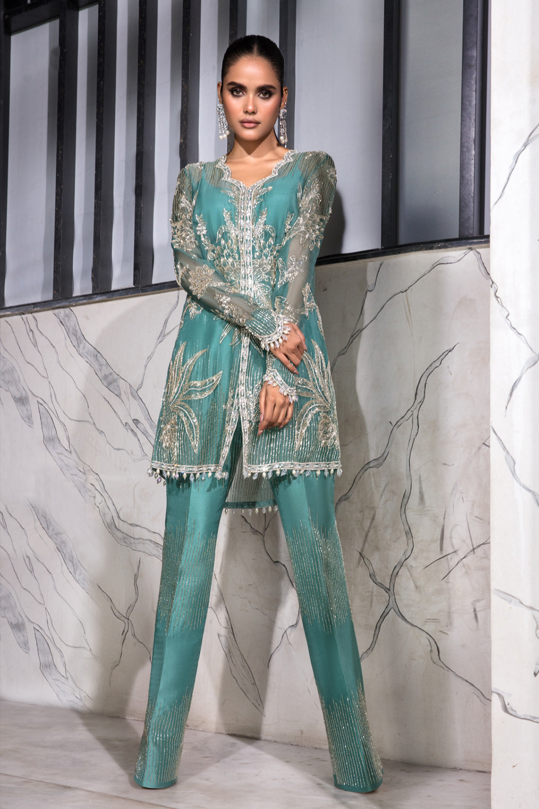 Pakistani Teal Blue Embellished Organza Salwar Kameez (2-Piece) - Image 4