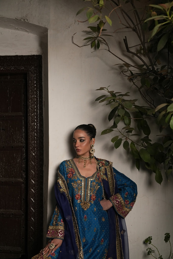 Pakistani Teal Kora Dabka Raw Silk Salwar Kameez (3-Piece) - Image 2