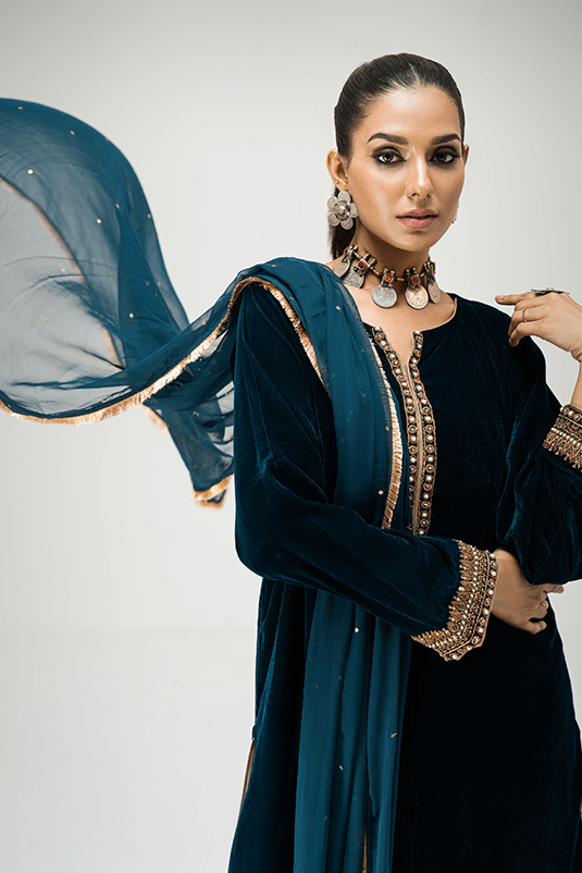 Pakistani Teal Embellished Velvet Salwar Kameez (3-Piece) - Image 5