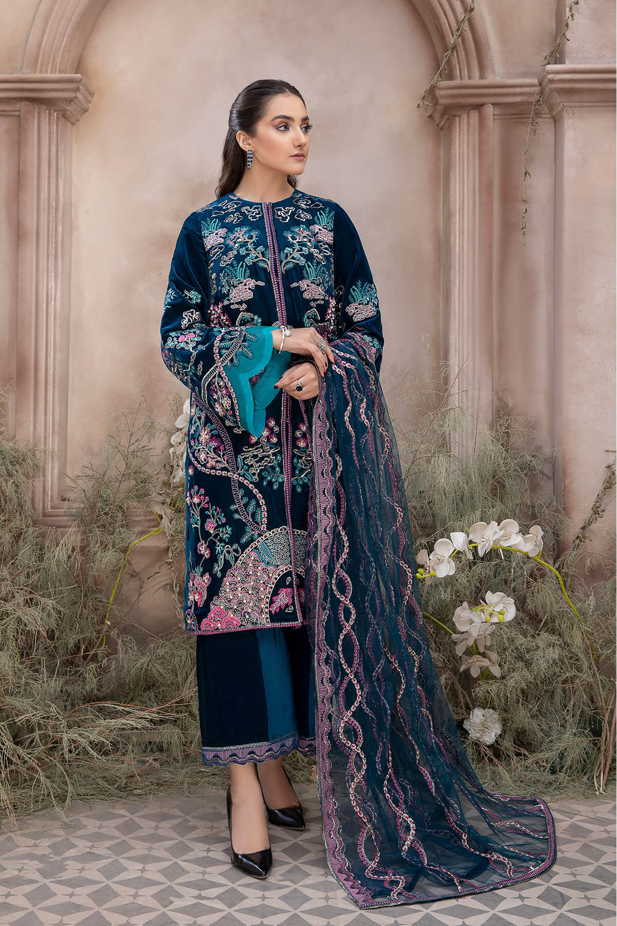 Pakistani Deep Teal Embroidered Velvet Jacket & Culottes (3-Piece) - Image 3