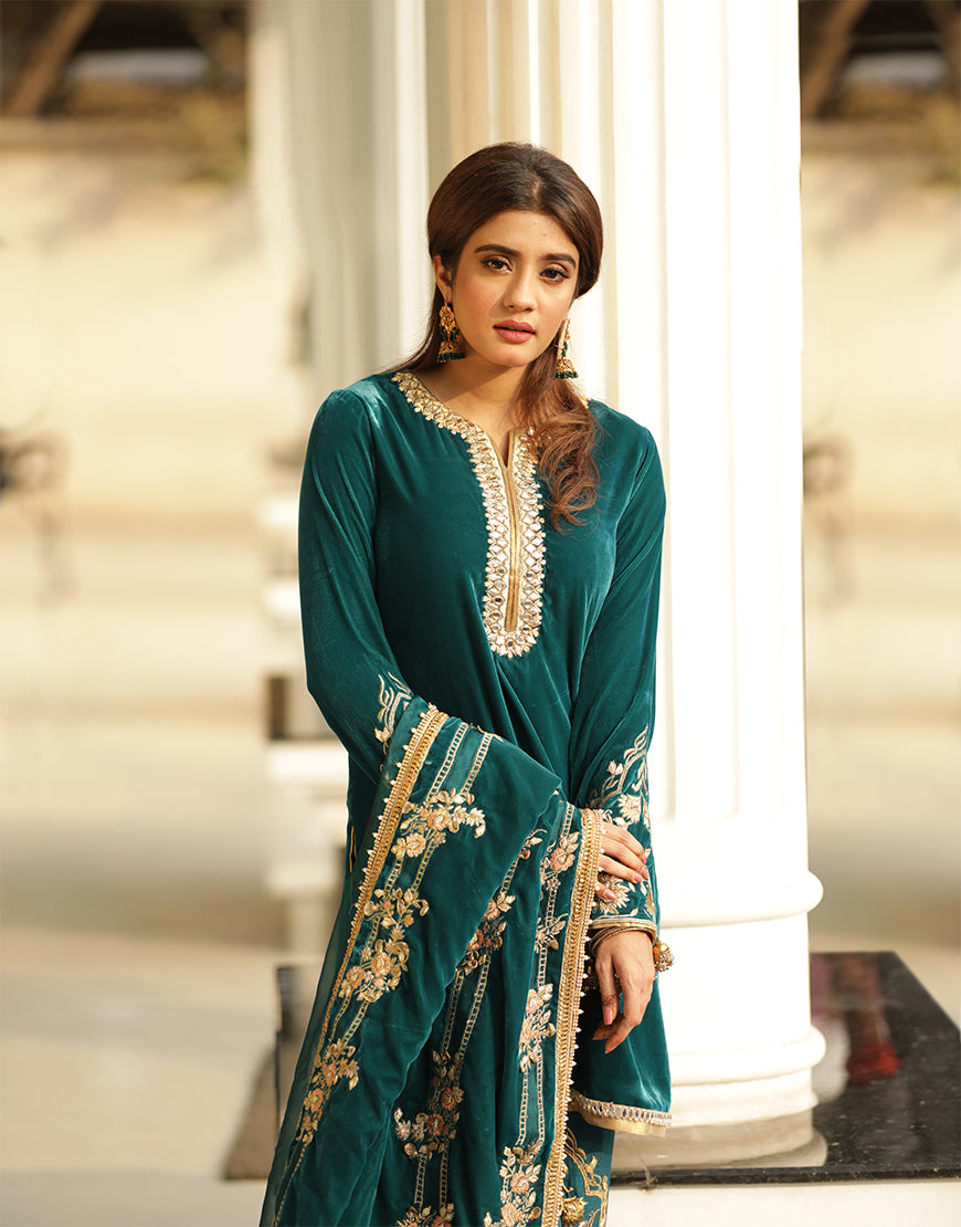 Teal Embroidered Velvet Salwar Kameez (3-Piece) - Image 4