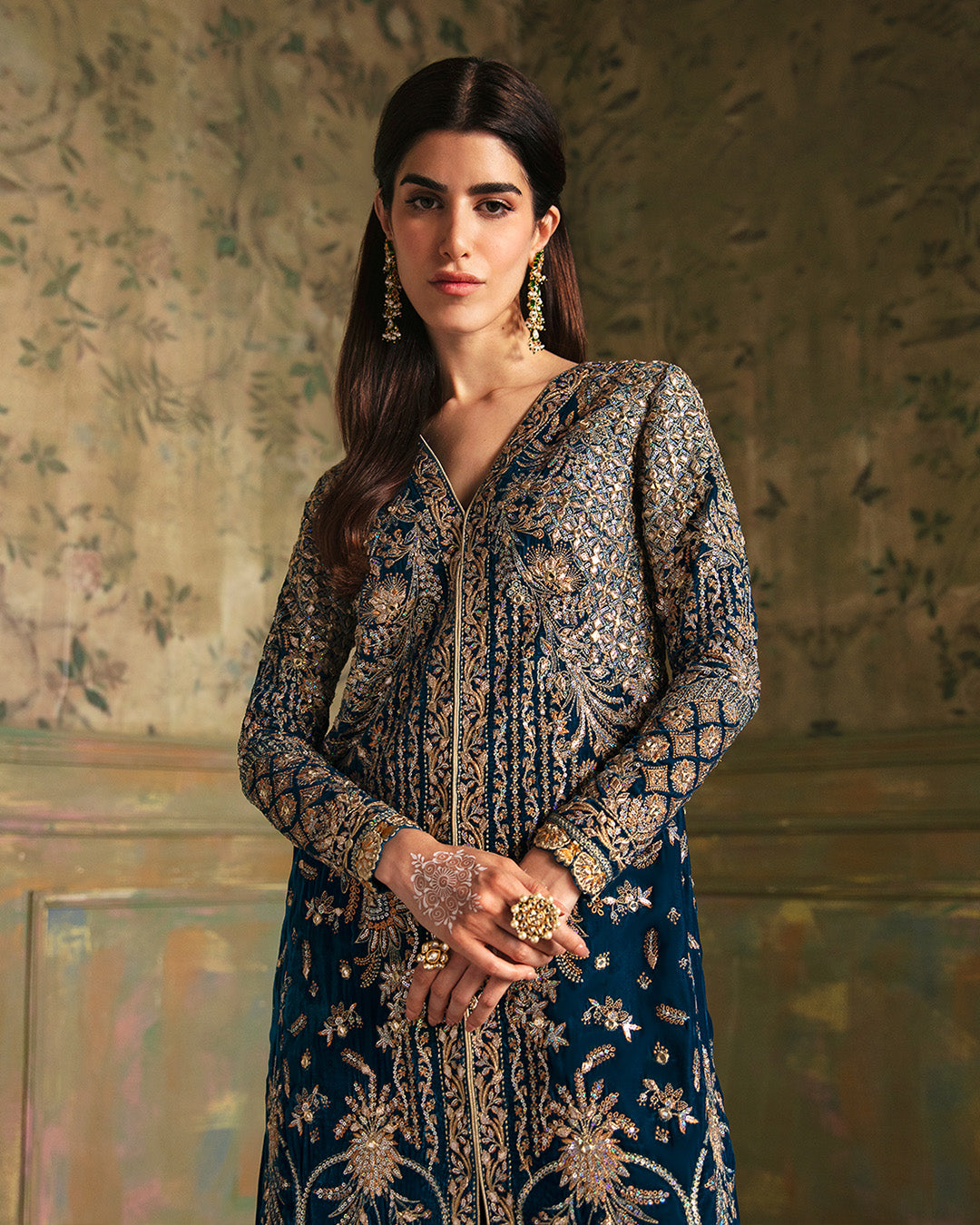 Pakistani Teal Embroidered Velvet Jacket with Silk Culottes (2-Piece) - Image 4