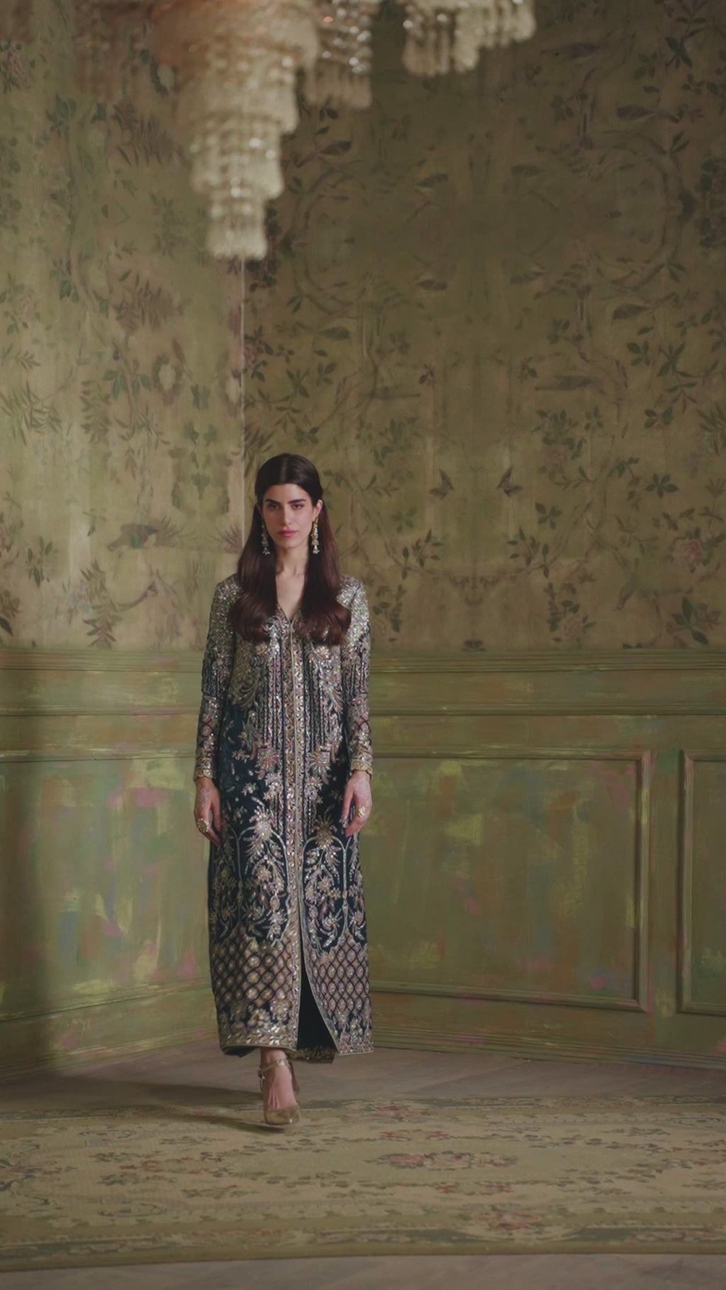 Pakistani Teal Embroidered Velvet Jacket with Silk Culottes (2-Piece) - Image 7