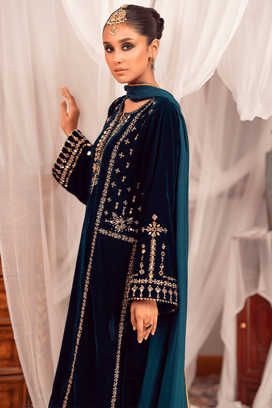 Pakistani Teal Sheesha & Zardozi Velvet Salwar Kameez (3-Piece) - Image 4