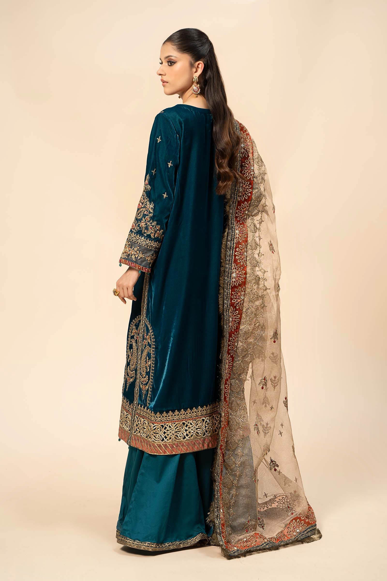 Pakistani Teal Blue Embroidered Velvet 3-Piece Suit - Image 6