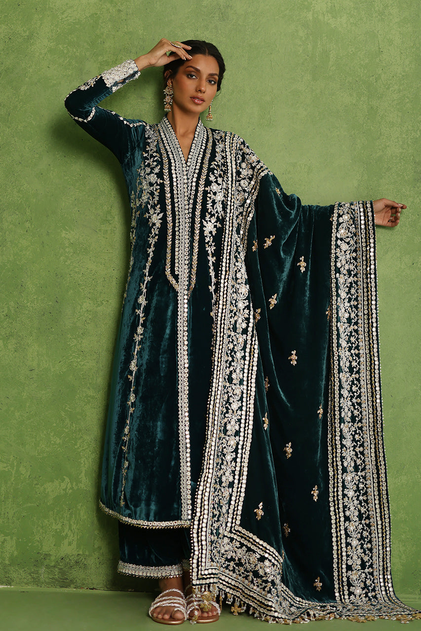 Teal Zardozi Velvet Choga Set (3-Piece) - Image 2
