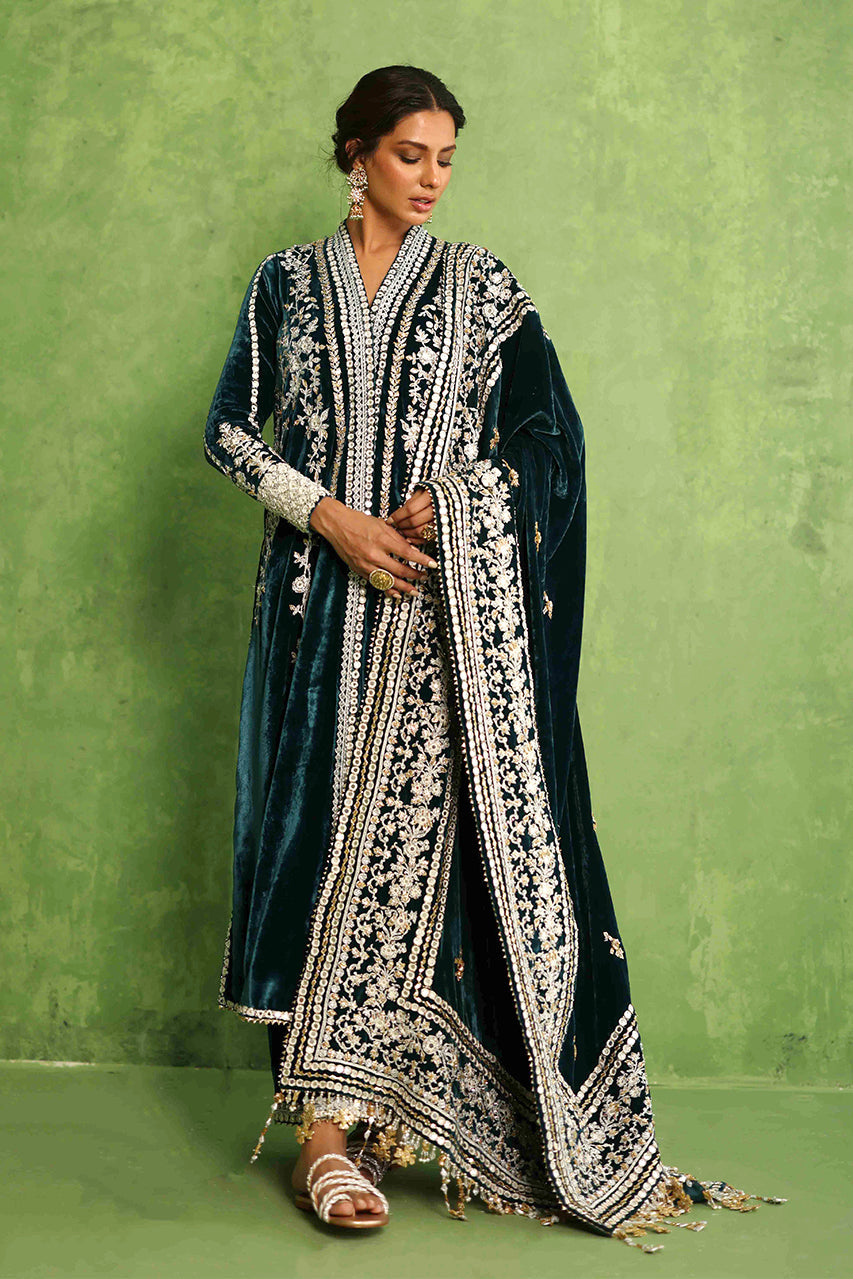 Teal Zardozi Velvet Choga Set (3-Piece) - Image 9