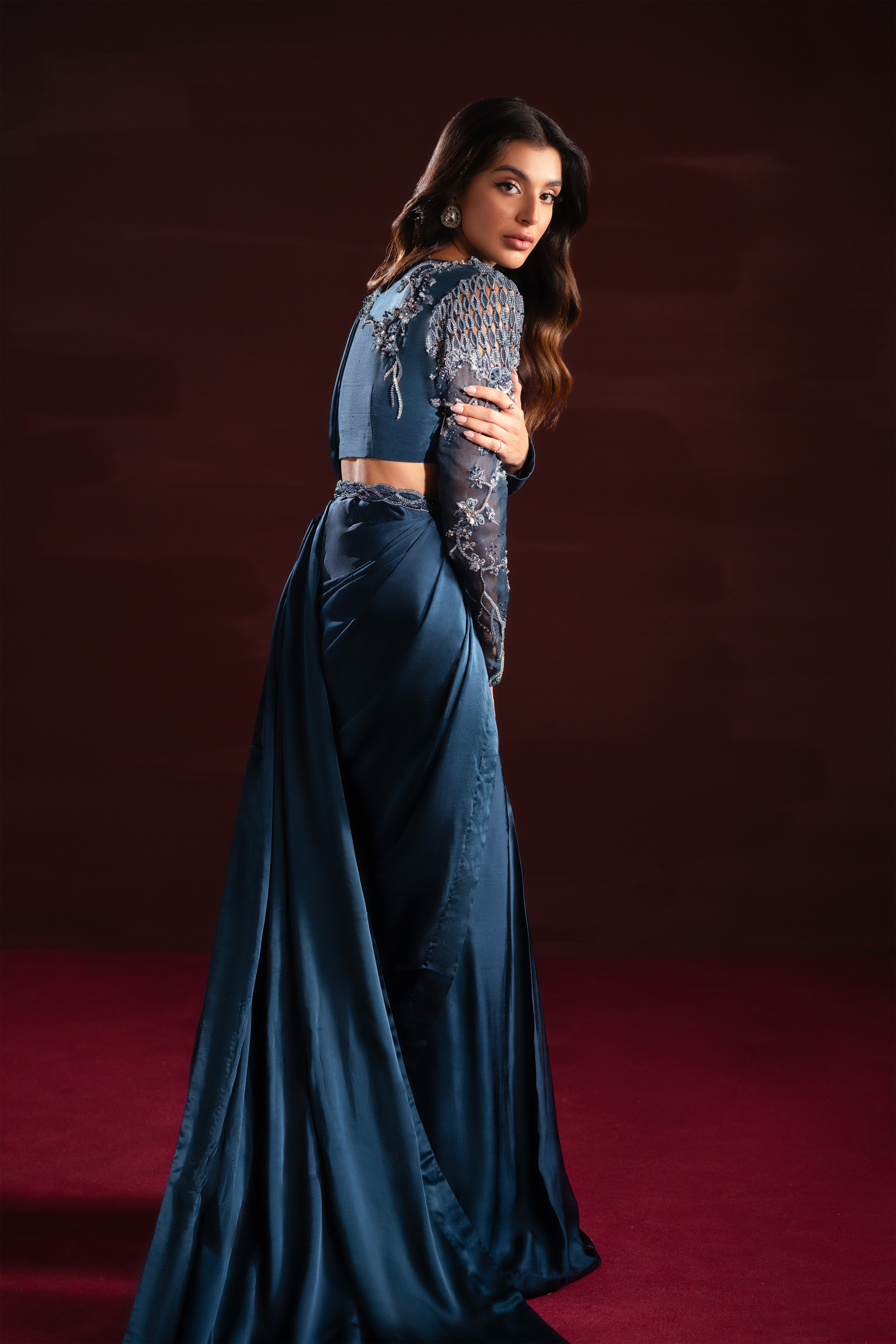 Pakistani Deep Teal Embellished Raw Silk Saree (4-Piece) - Image 7