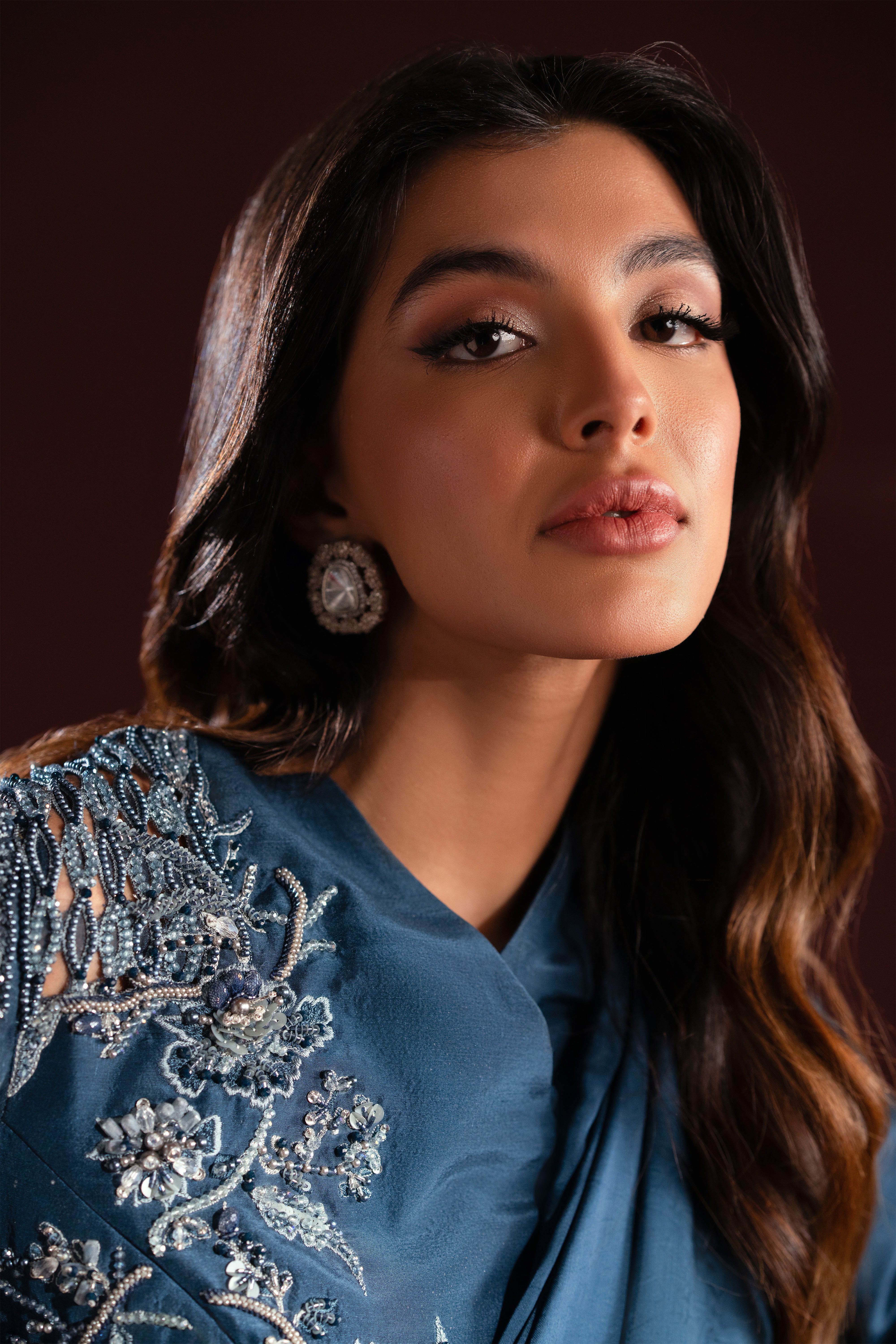 Deep Teal Embellished Silk Saree Set (4-Piece) - Image 4