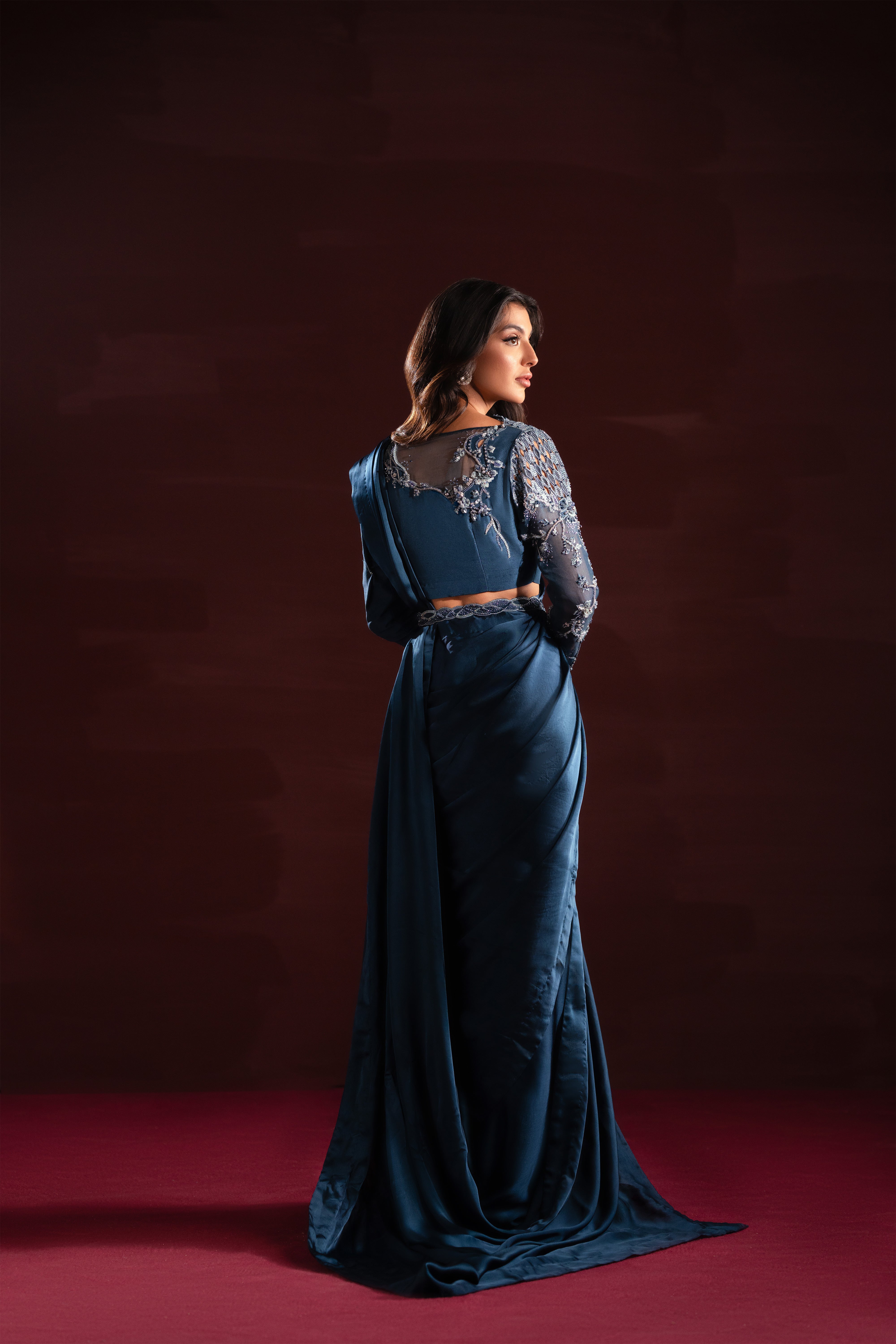 Deep Teal Embellished Silk Saree Set (4-Piece) - Image 6