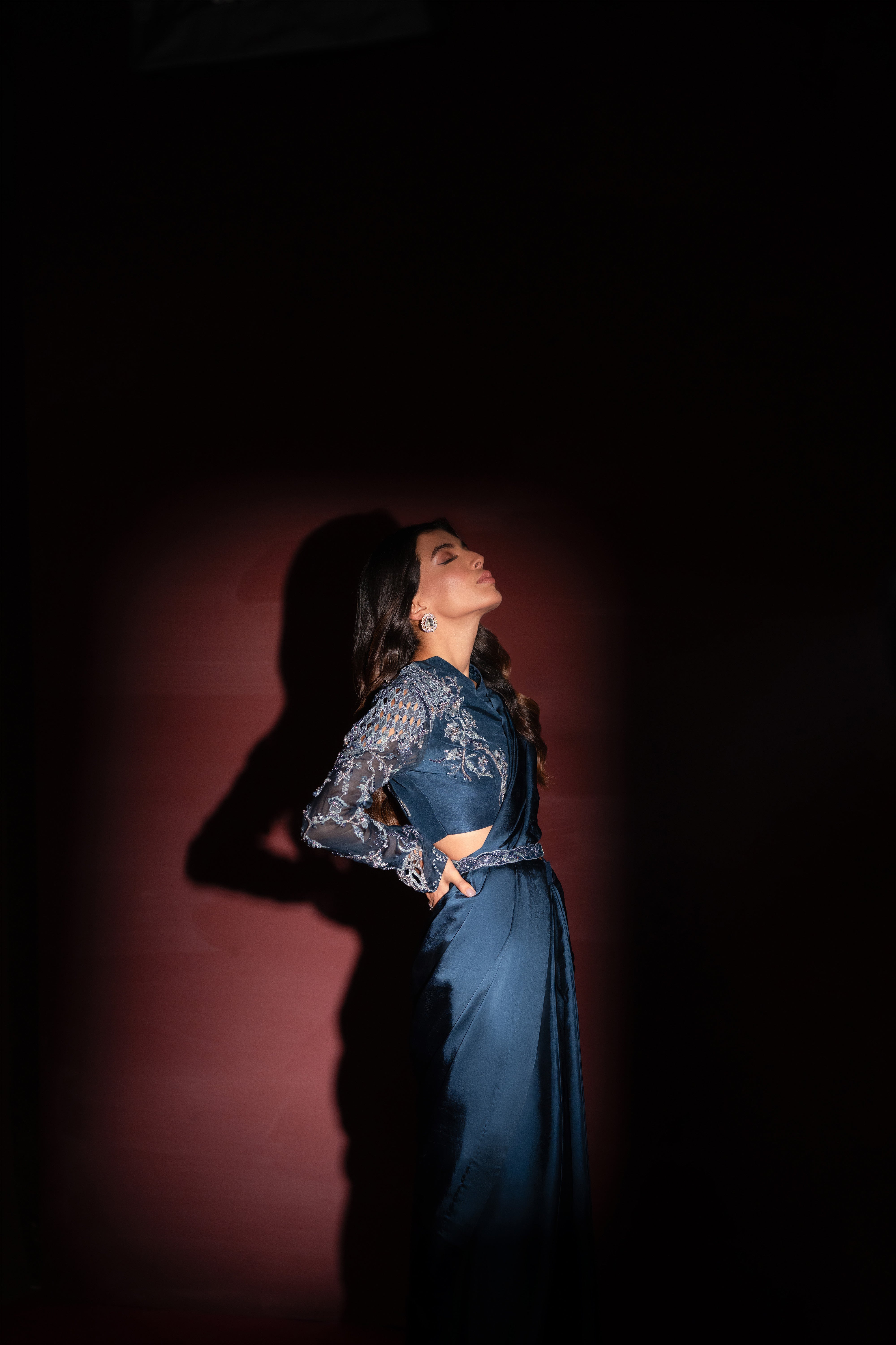 Deep Teal Embellished Silk Saree Set (4-Piece) - Image 8