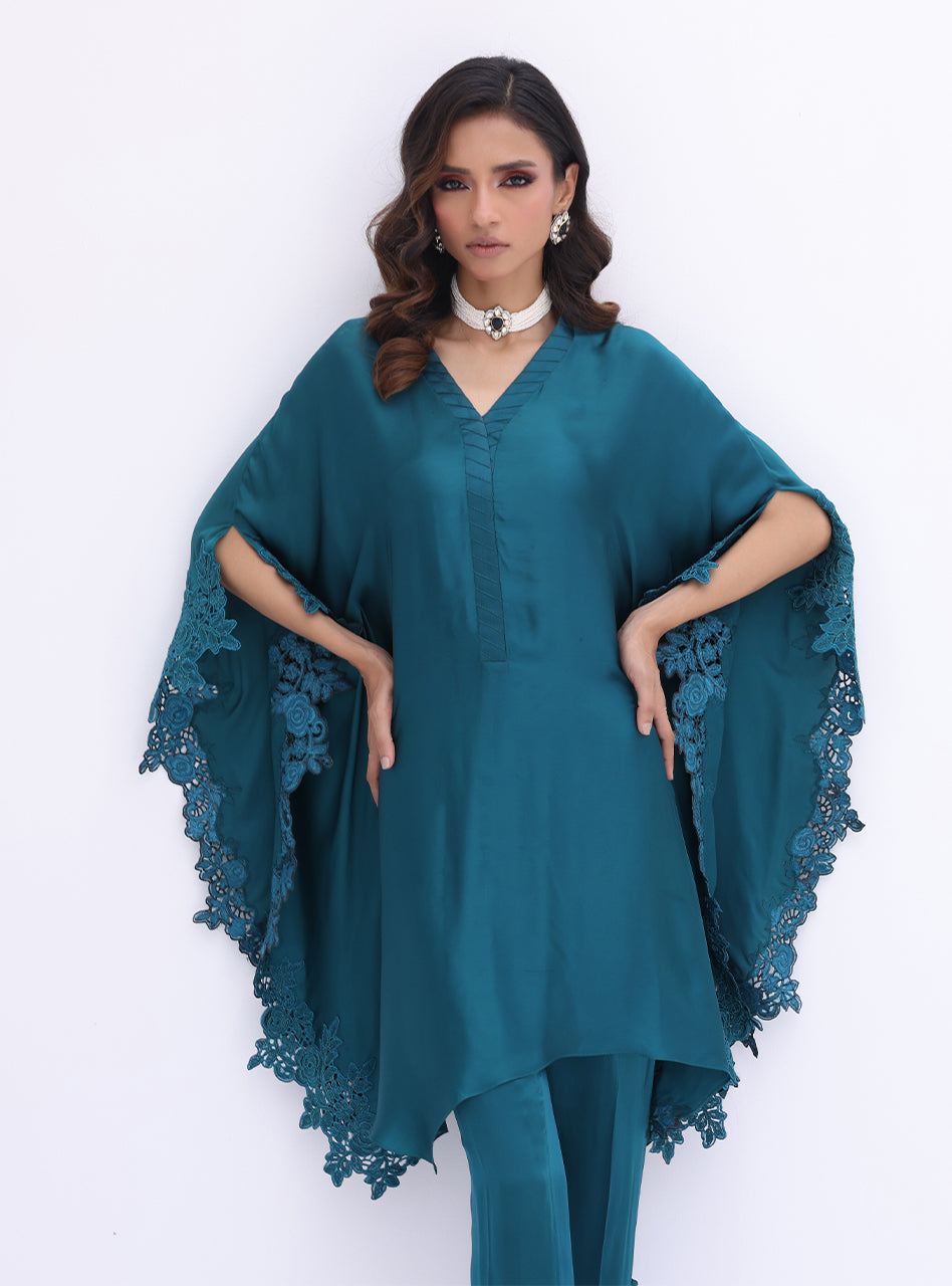 Teal Embroidered Charmeuse Silk Cape Set (2-Piece) - Image 2
