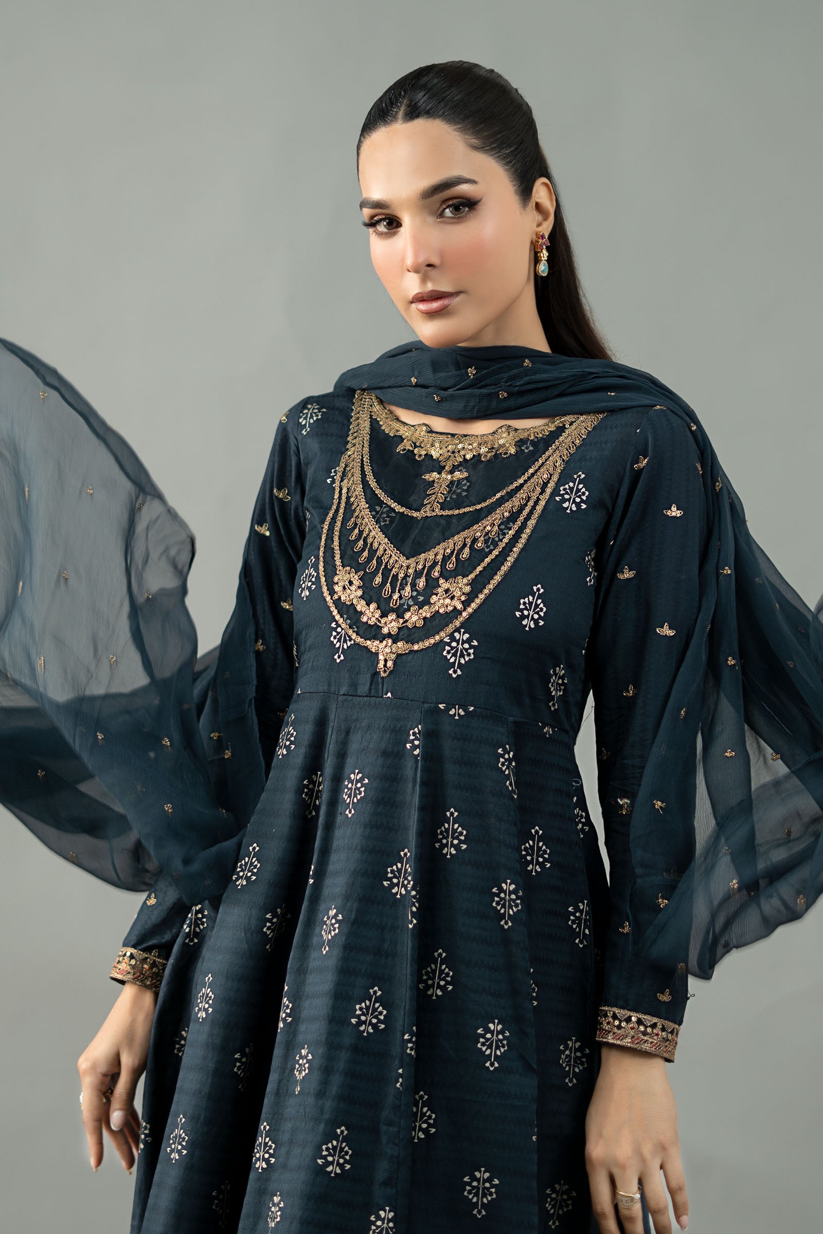 Pakistani Teal Blue Embroidered Lawn Frock (3-Piece) - Image 4