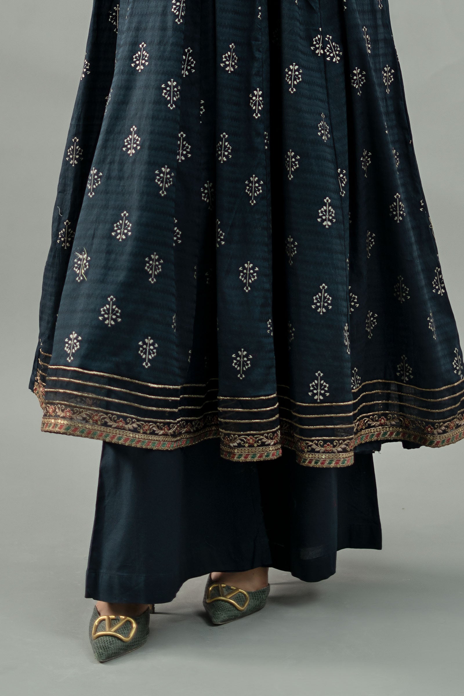 Pakistani Teal Blue Embroidered Lawn Frock (3-Piece) - Image 5